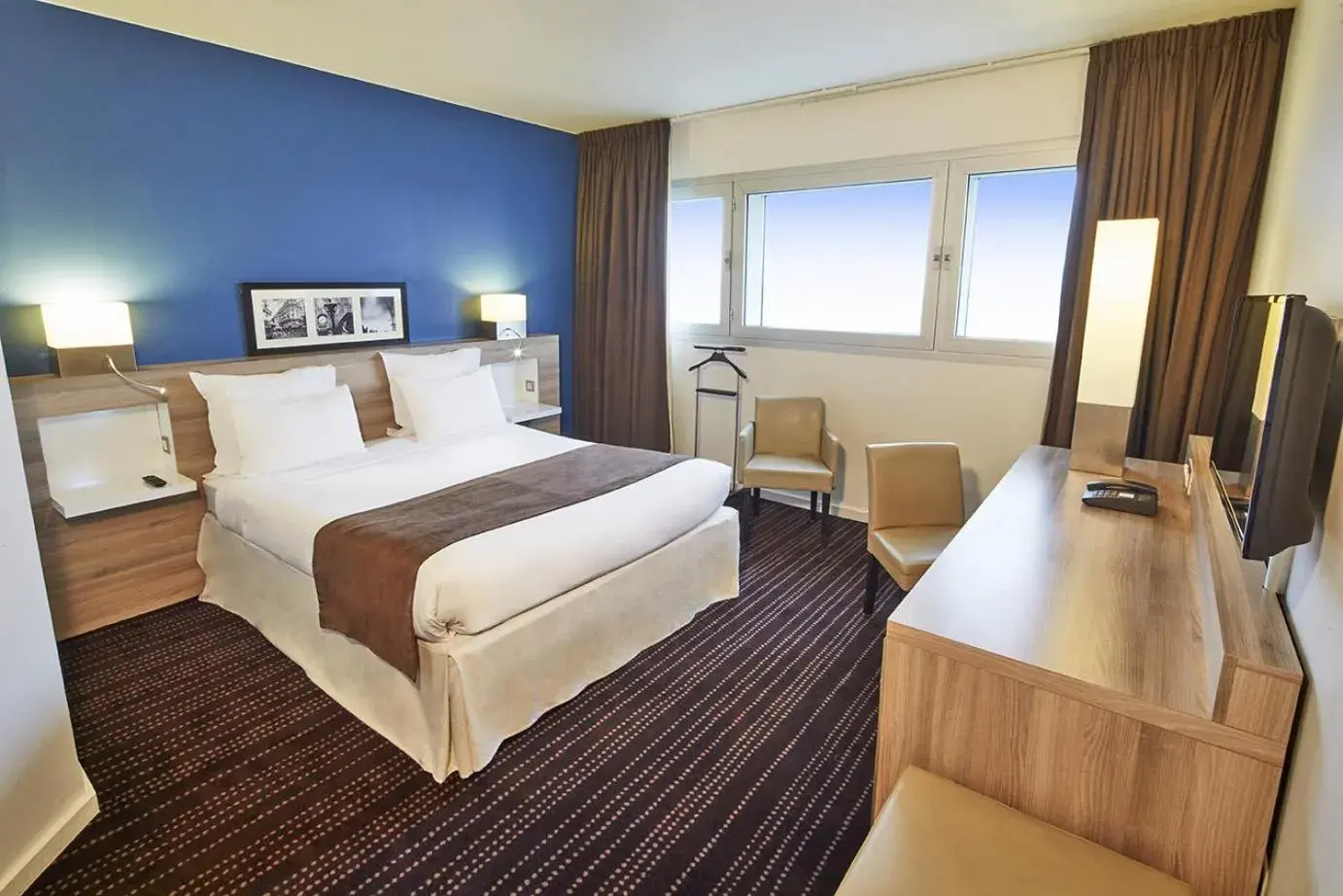 Standard Room in Campanile Le Bourget – Airport Standard Room in Campanile Le Bourget – Airport