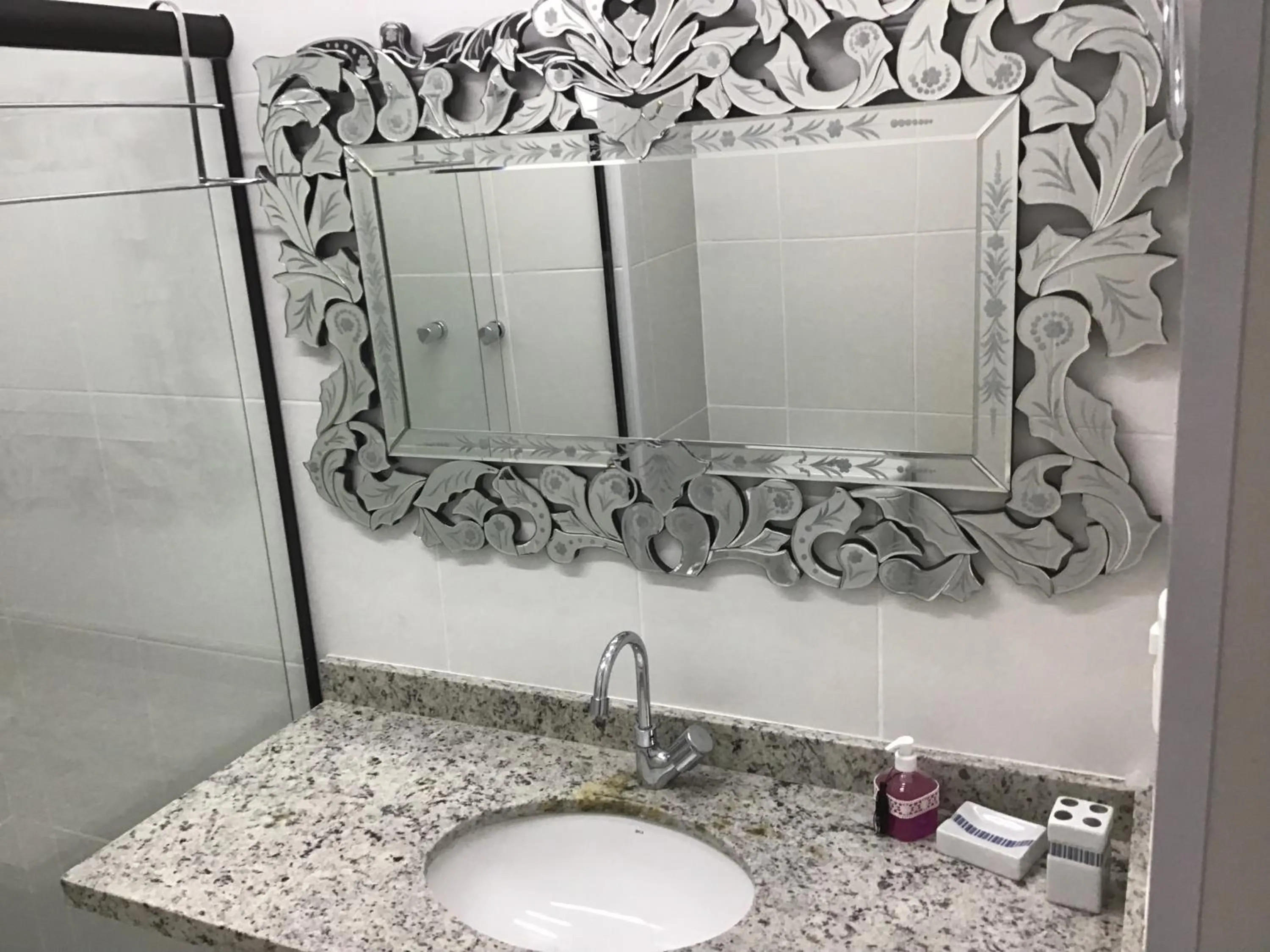 Bathroom in Duplex charmoso