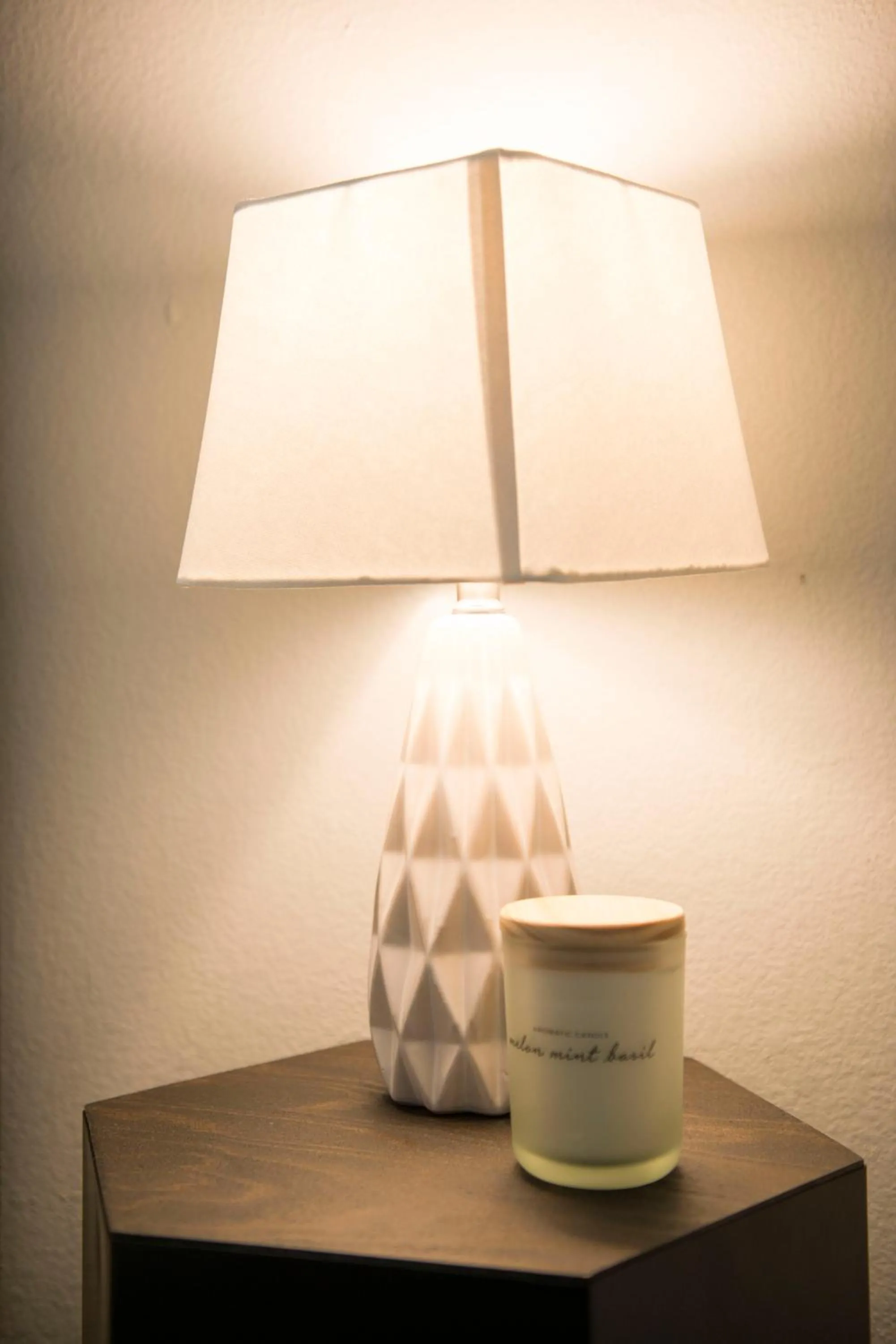 Walk to the Silos! 3 Bed 1960's Bungalow near Baylor