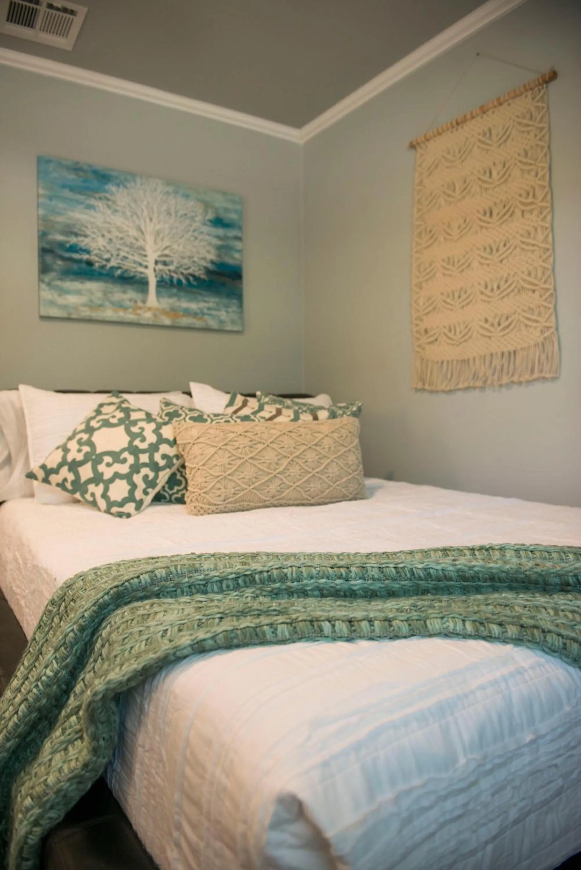 Bed in Walk to the Silos! 3 Bed 1960's Bungalow near Baylor