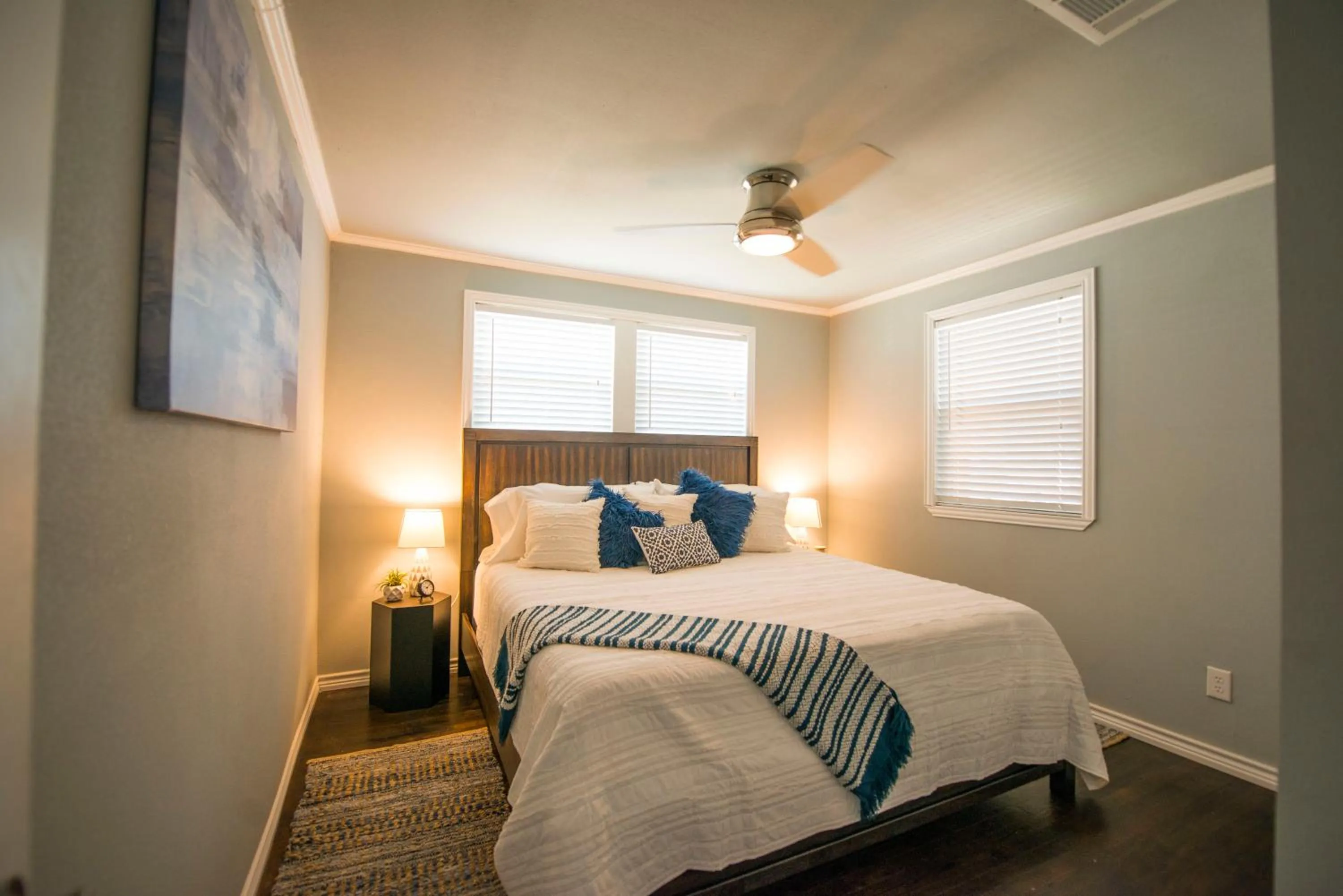 Bed in Walk to the Silos! 3 Bed 1960's Bungalow near Baylor