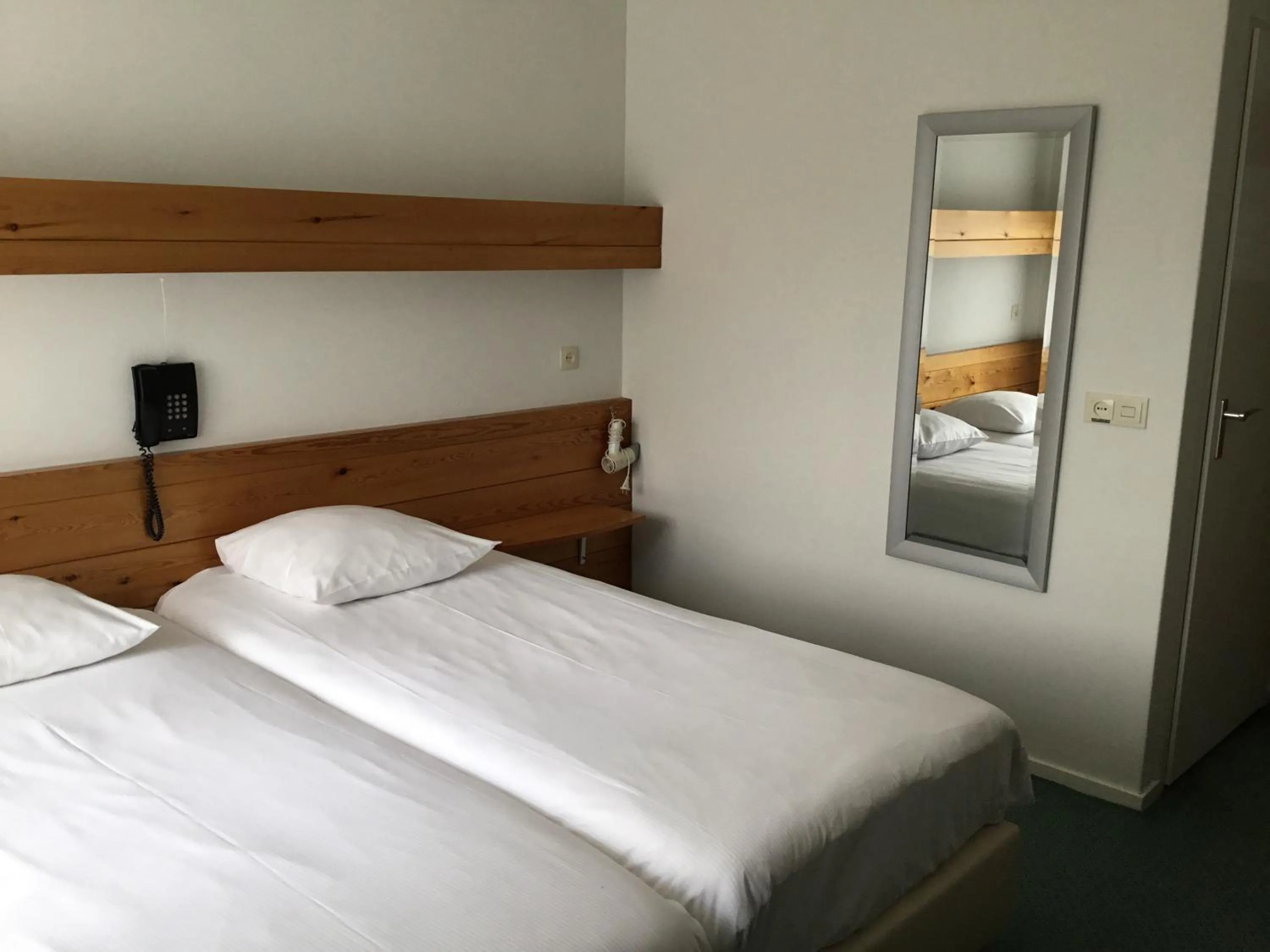 Bedroom, Bed in Hotel Steensel