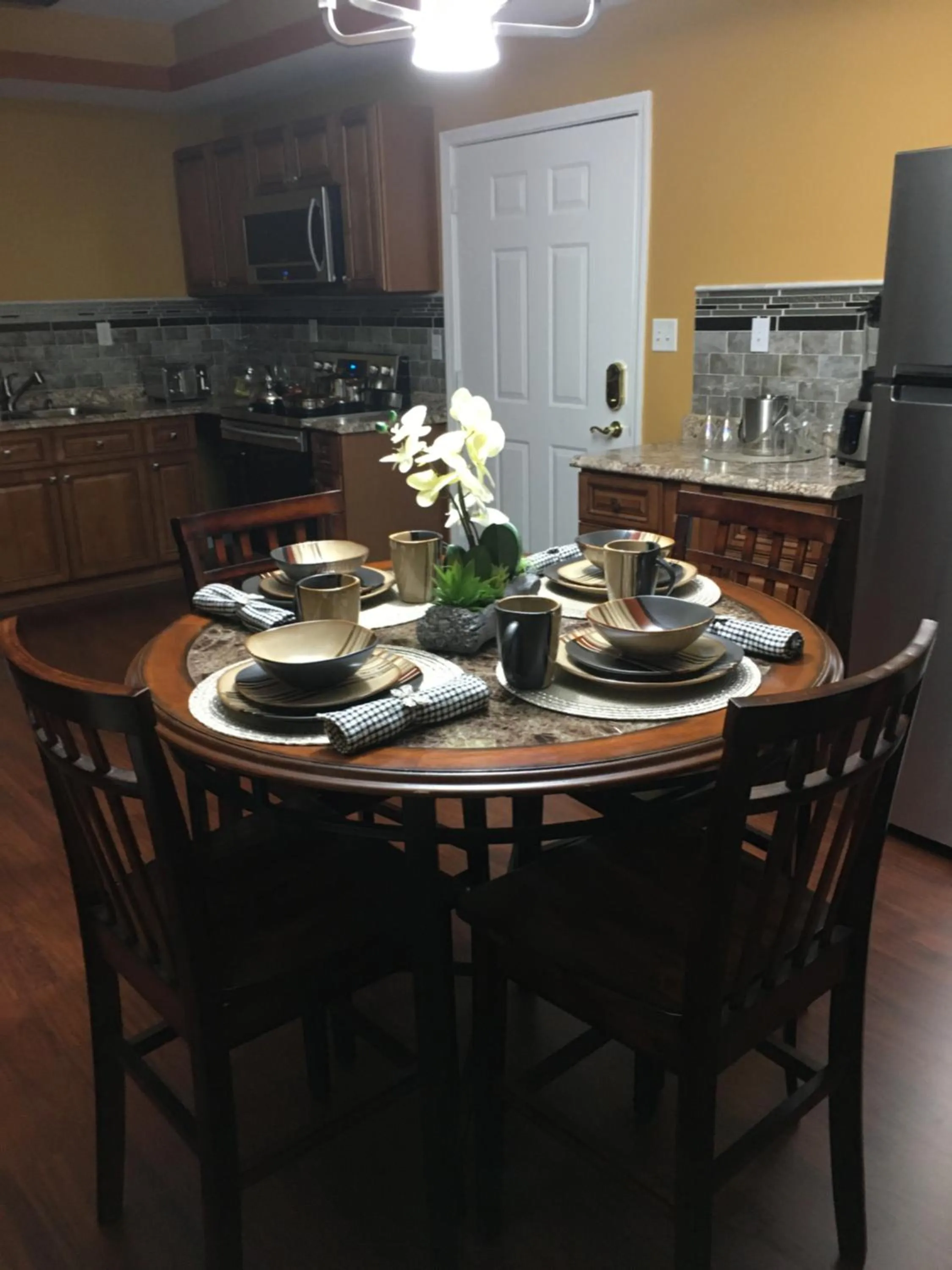 Dining area in Your Midwest Dunes Vacation Tri-State Paradise!