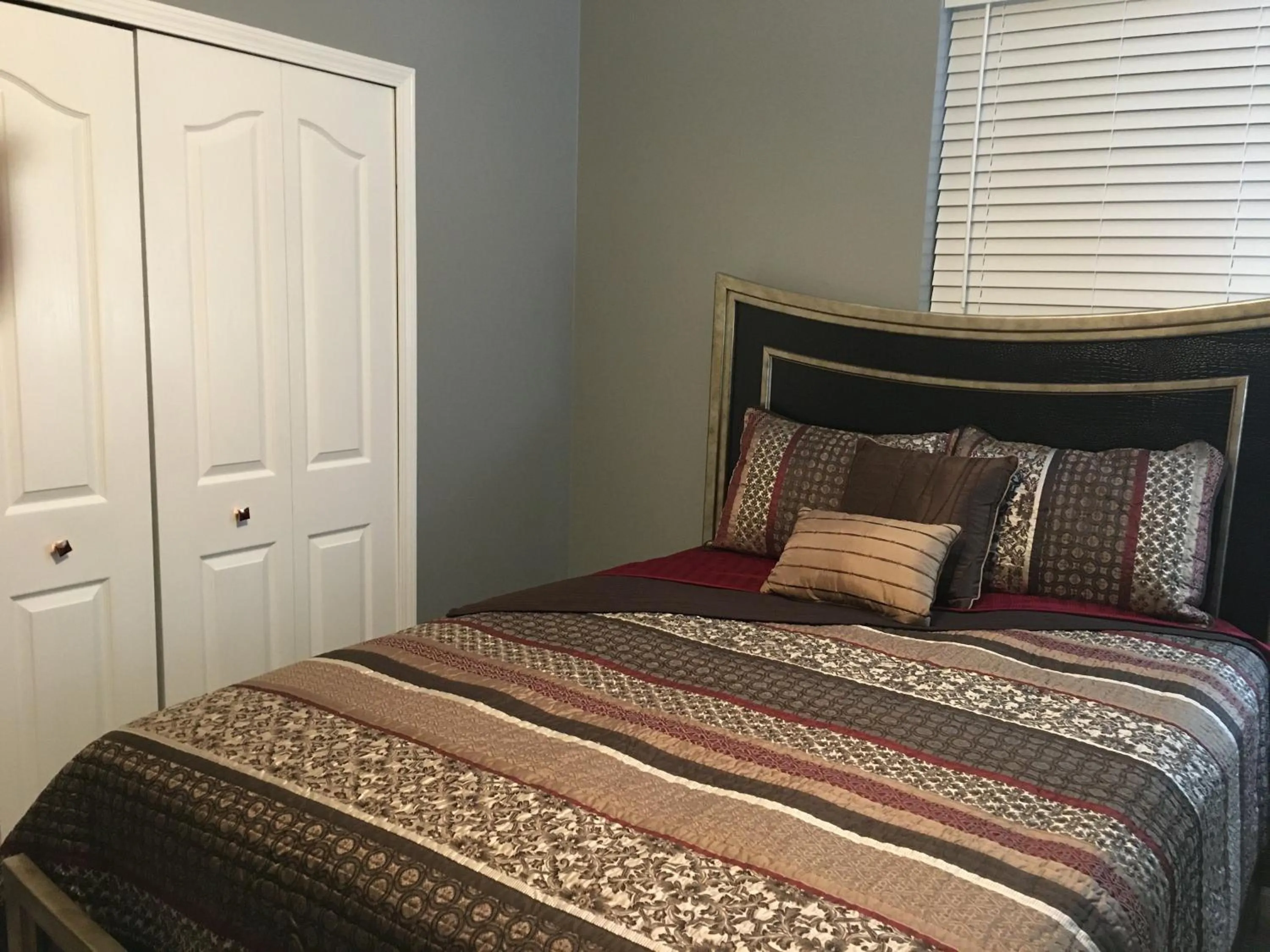 Bedroom, Bed in Your Midwest Dunes Vacation Tri-State Paradise!