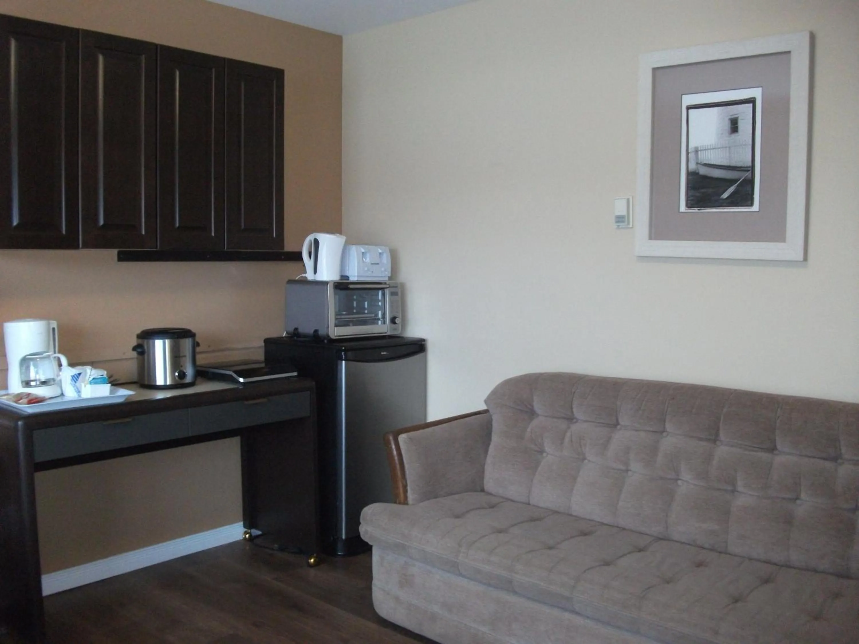Living room in Silverwood Inn Hotel Bay Roberts