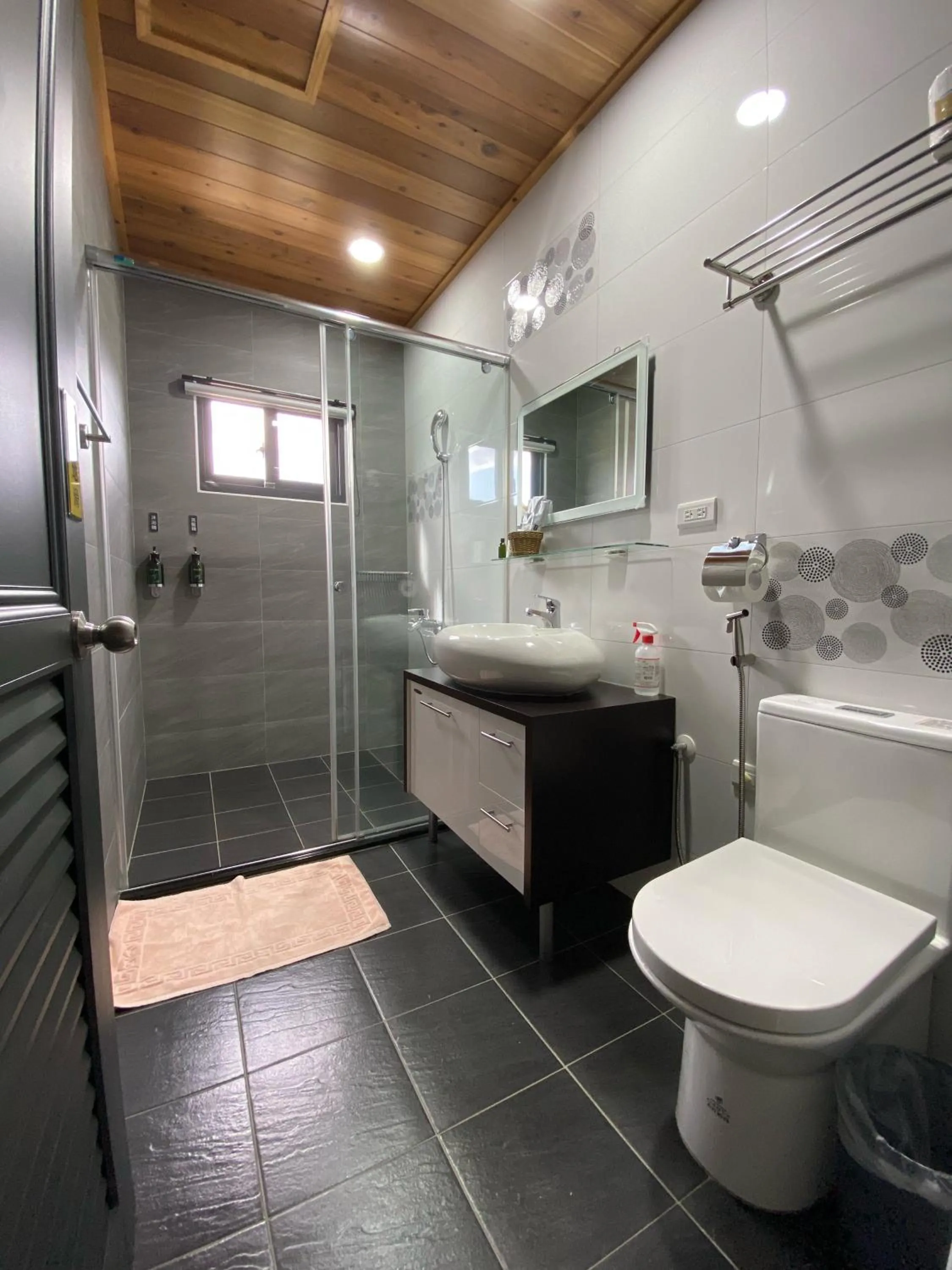 Shower in 晨民宿 Morning Homestay