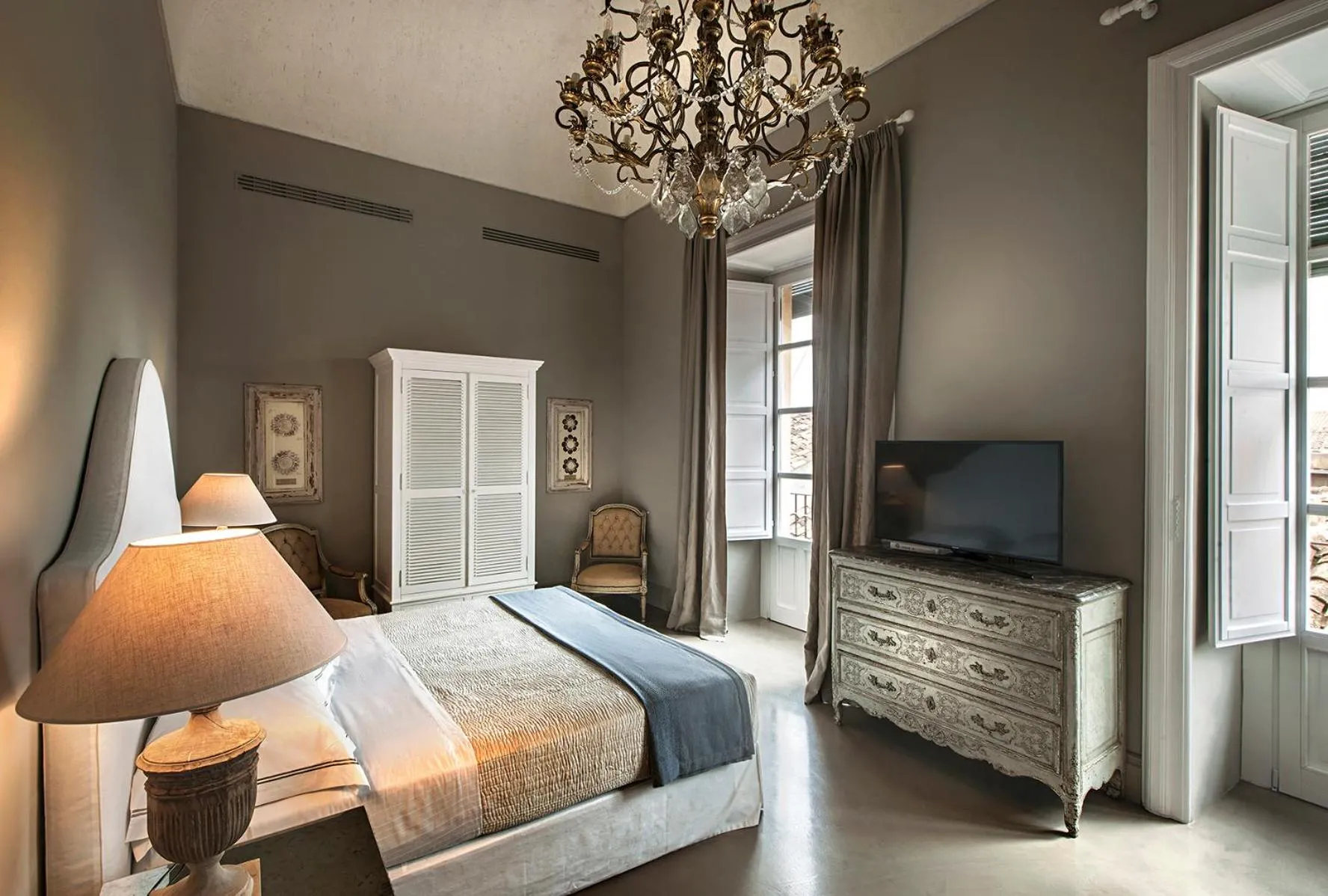 Photo of the whole room, Bed in Seven Rooms Villadorata