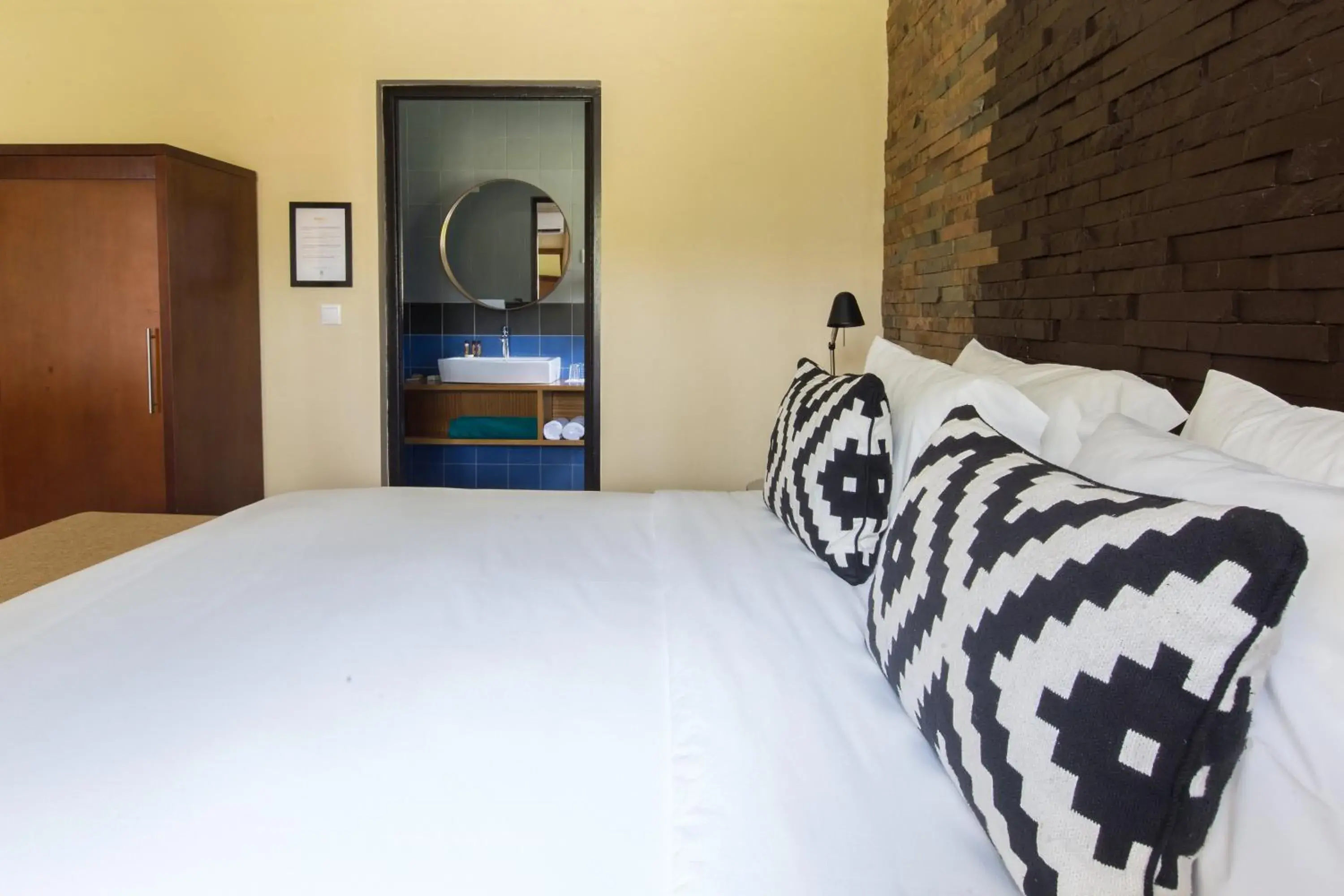 Bed in Omali São Tomé Bed in Omali São Tomé