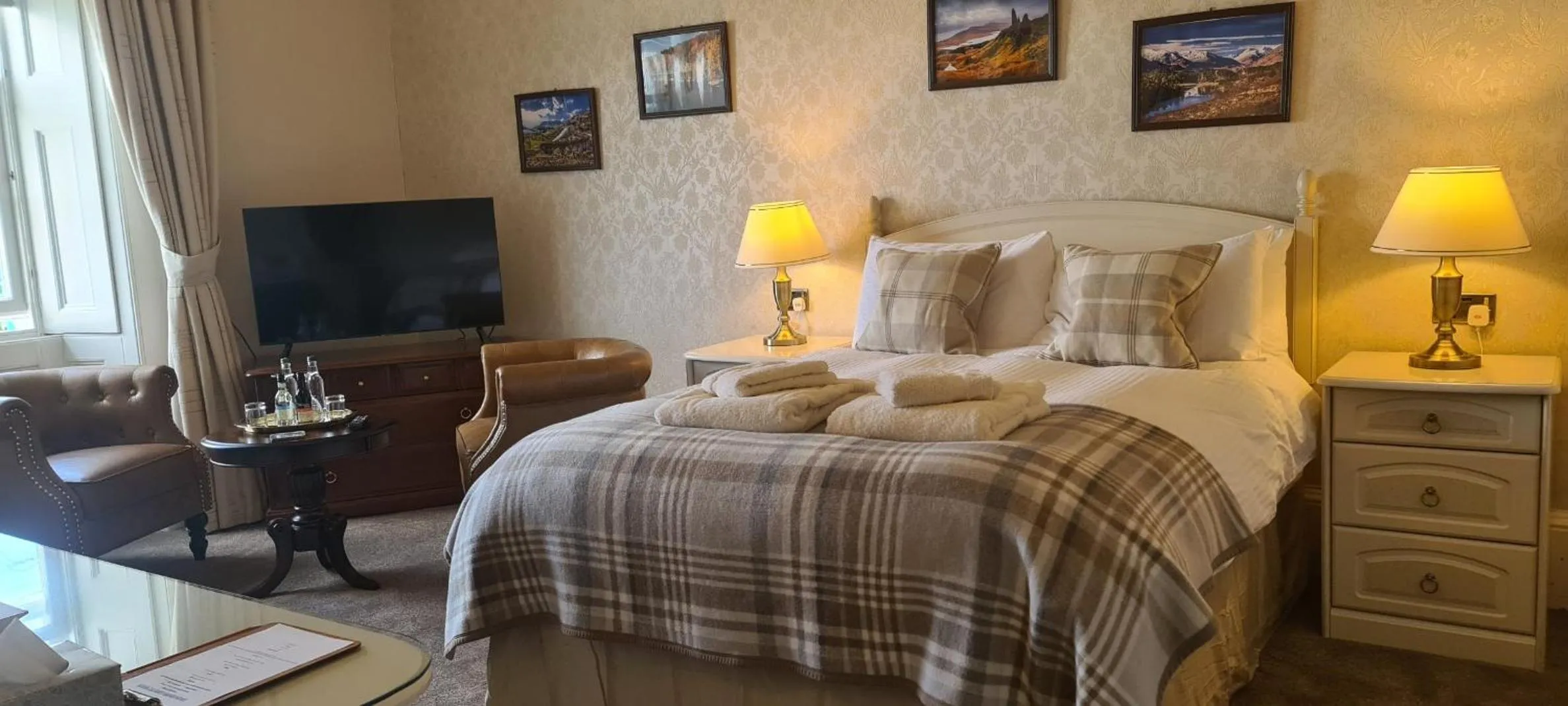 Bed in CREAG DHUBH COUNTRY HOUSE