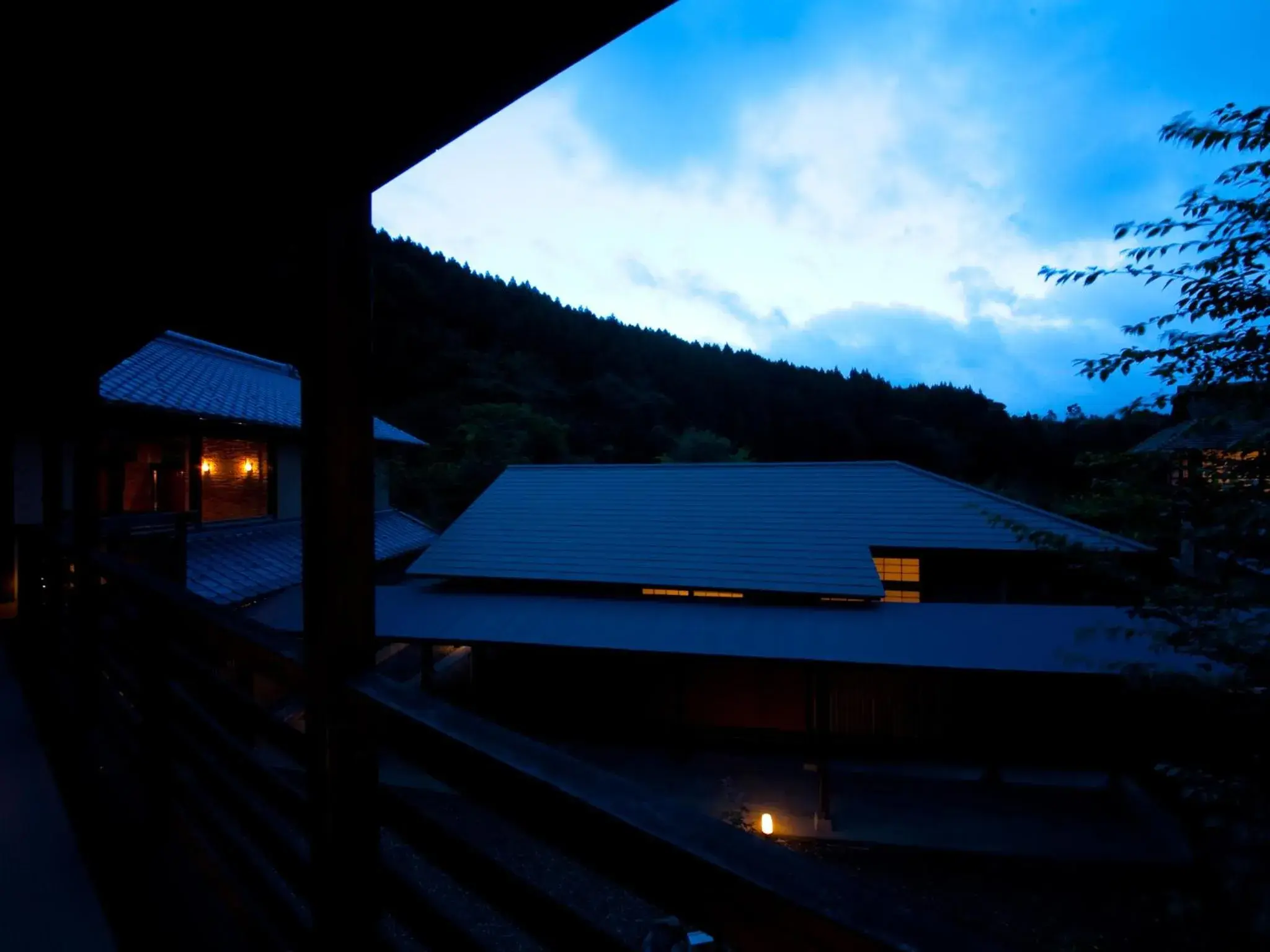 Property building in Yufuin Gettouan Property building in Yufuin Gettouan