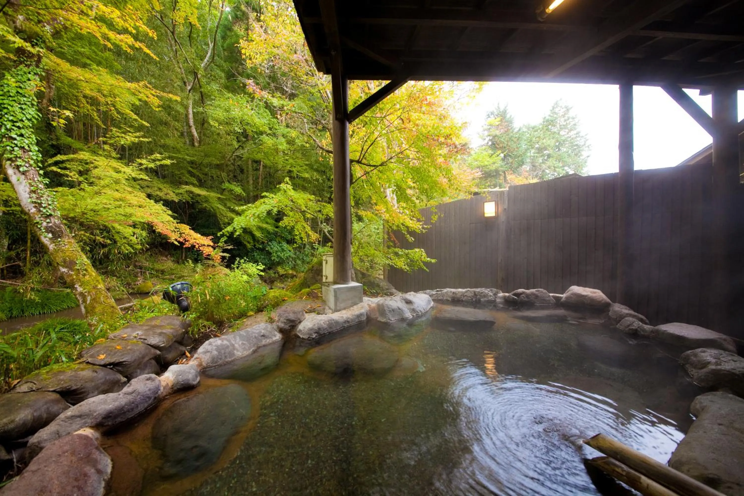 Hot Spring Bath in Yufuin Gettouan