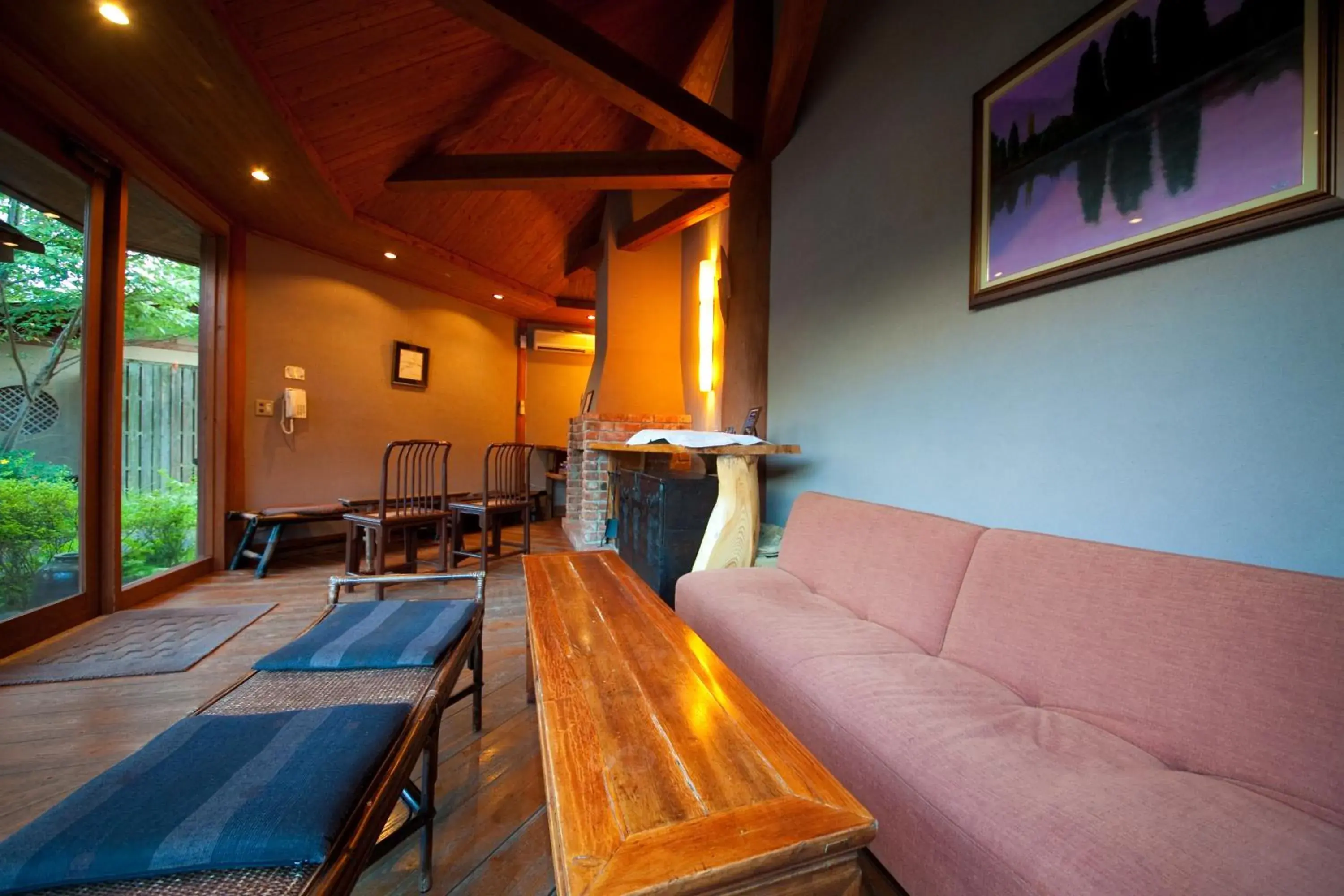 Lounge or bar in Yufuin Gettouan Lounge or bar in Yufuin Gettouan