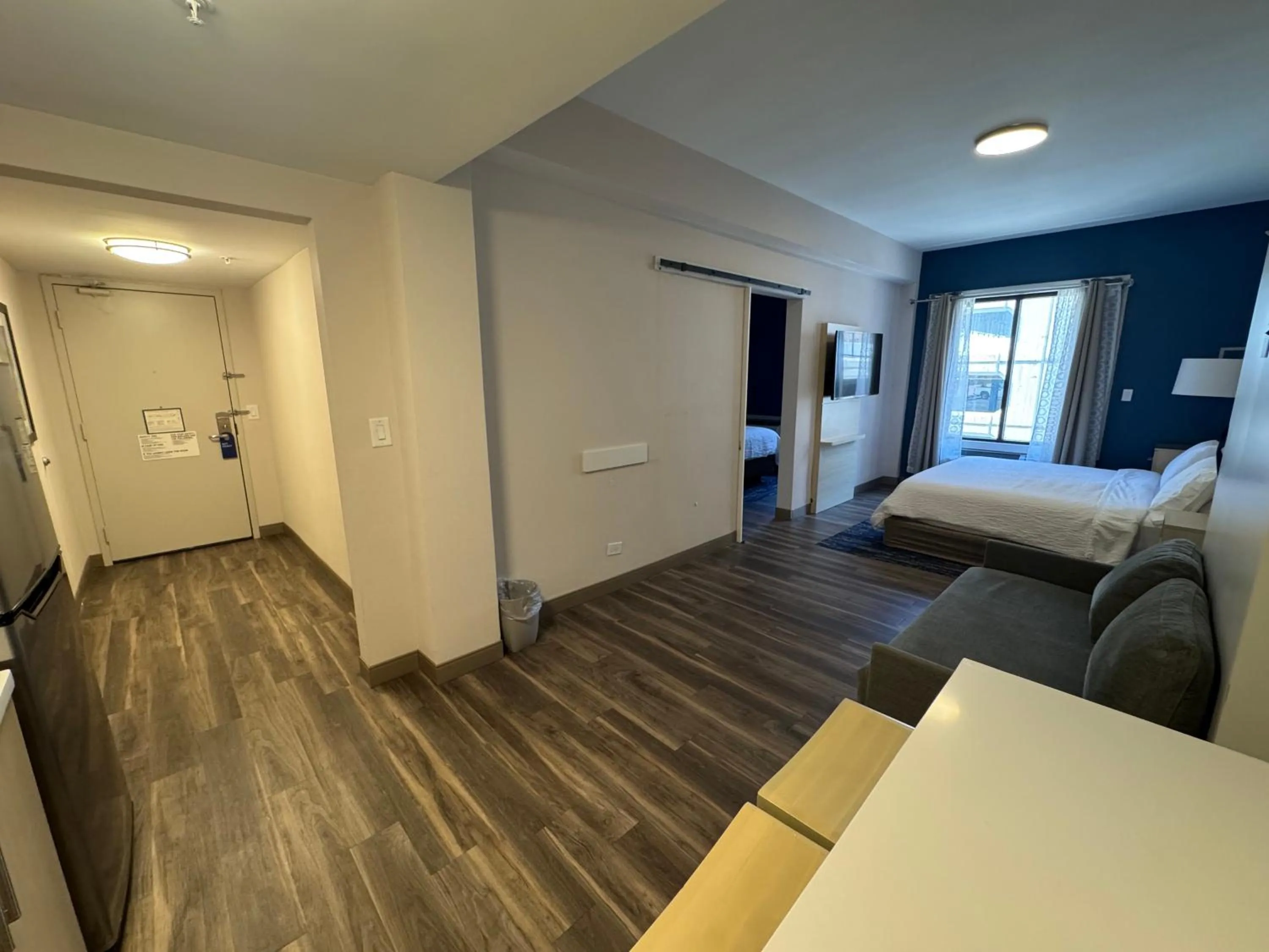 Bed in Holiday Inn Express & Suites - Atlanta Downtown by IHG