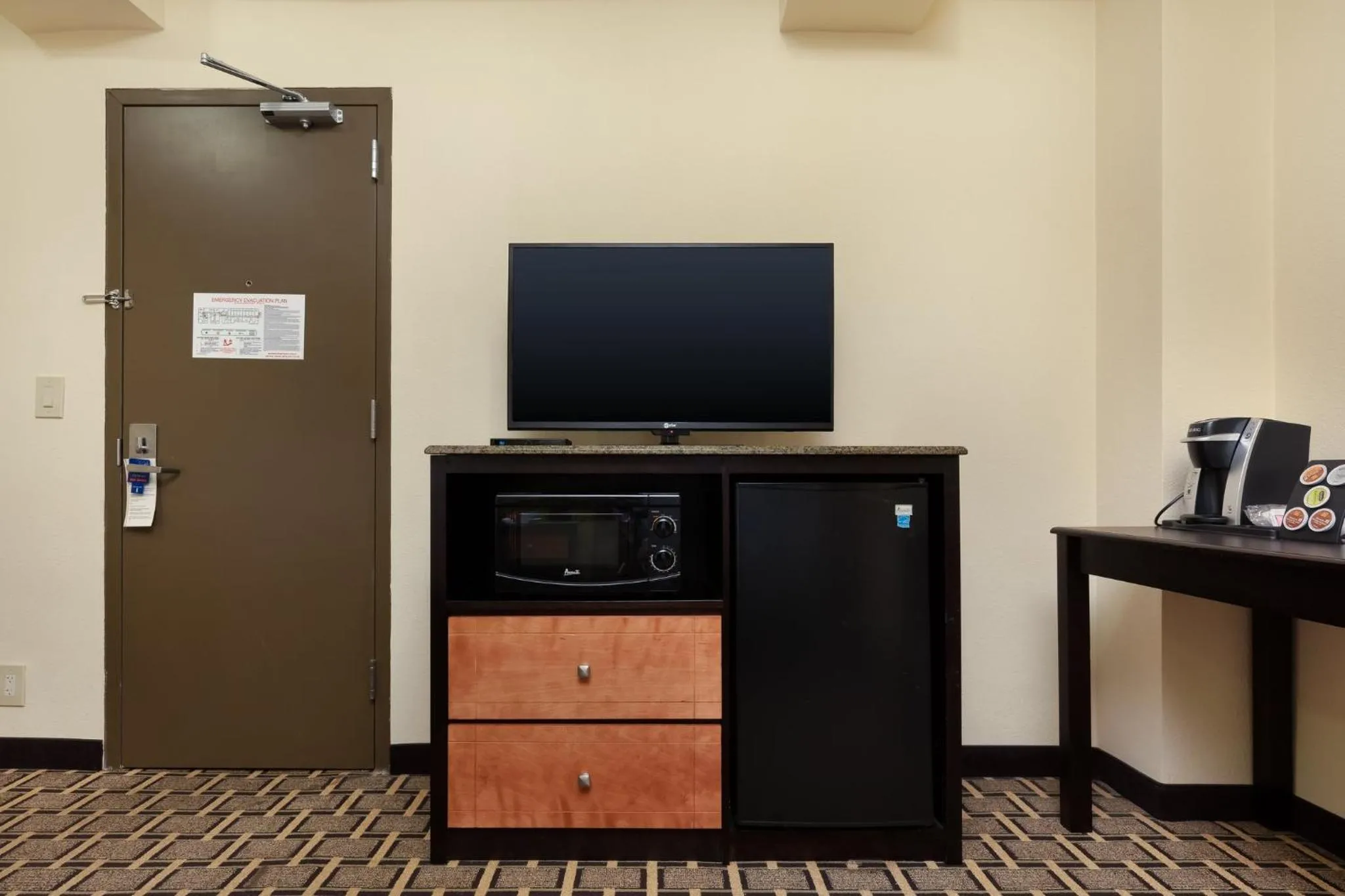 Photo of the whole room in Holiday Inn Express & Suites - Atlanta Downtown by IHG