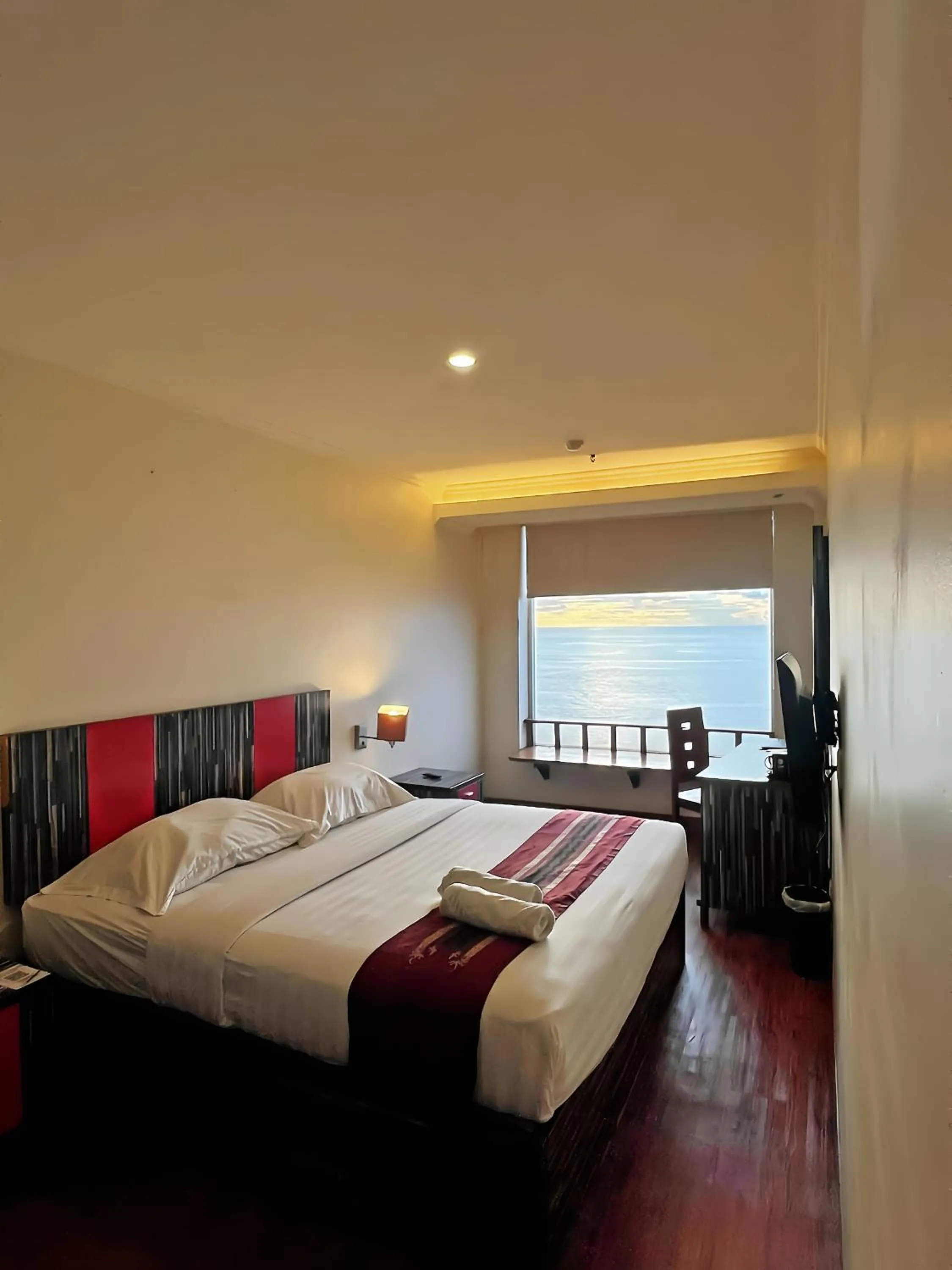 Bedroom, Bed in Lion Hotel & Plaza Manado