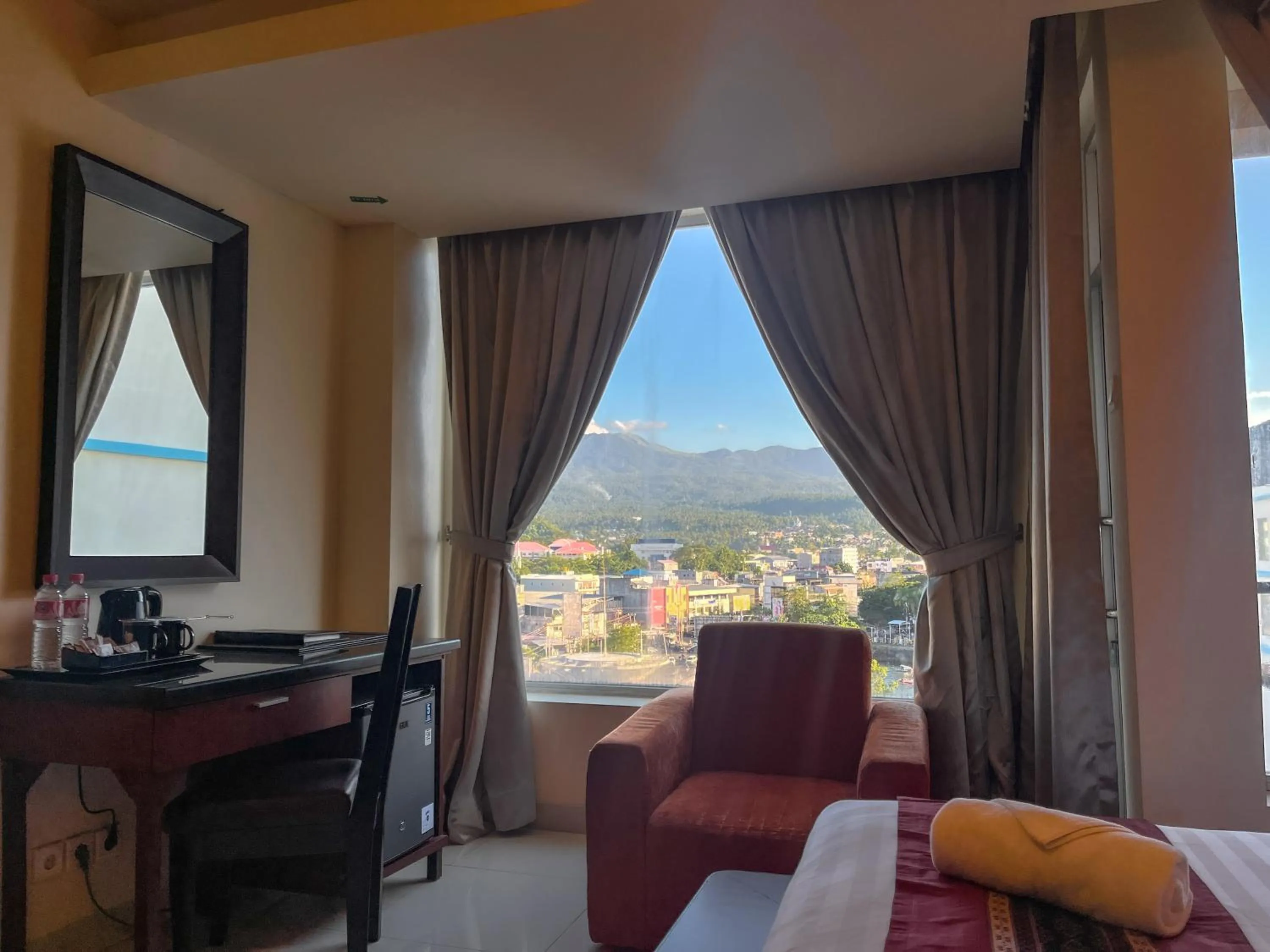 Bedroom in Lion Hotel & Plaza Manado