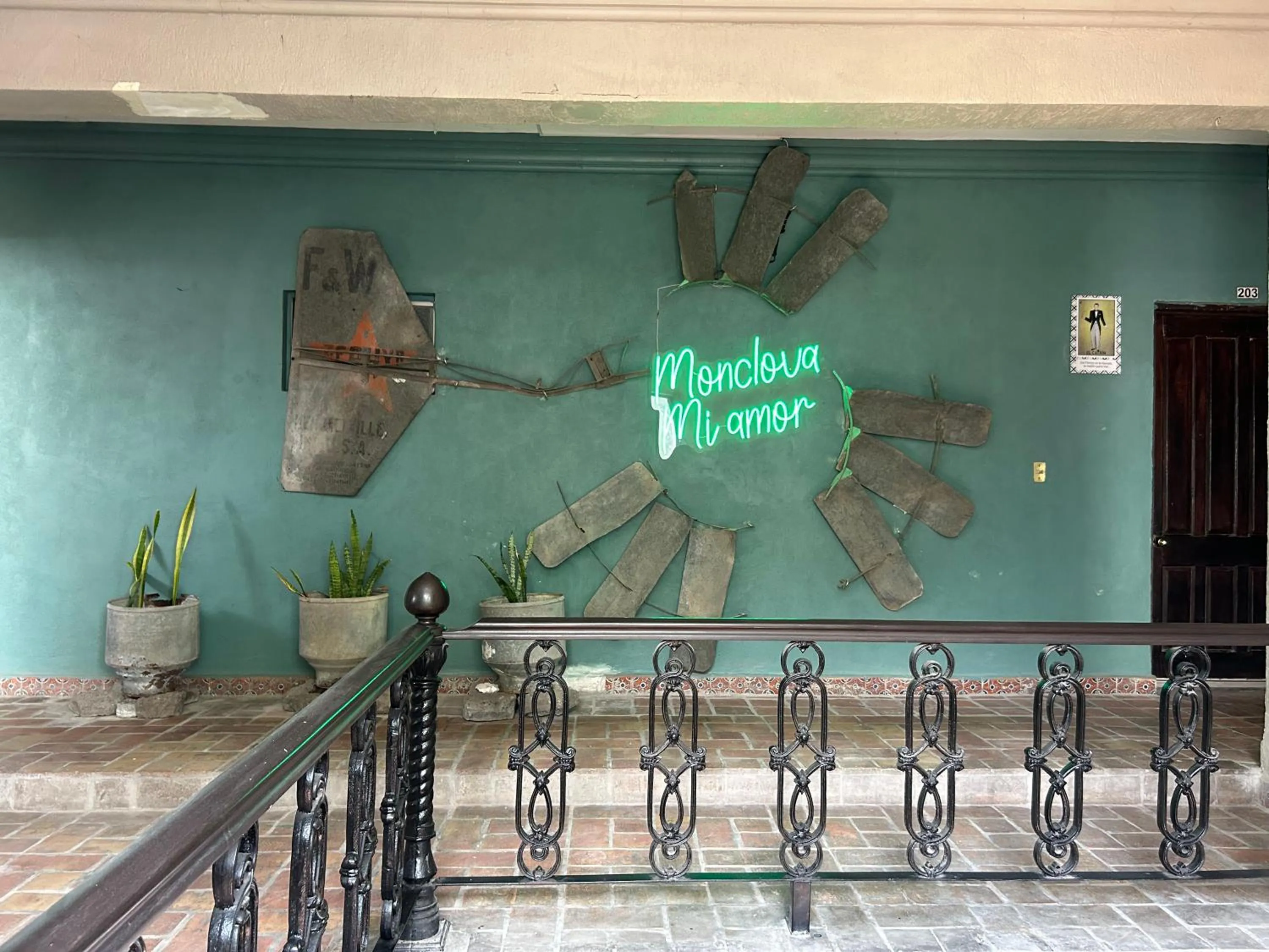 Text overlay in Hotel Olimpia Centro Histórico