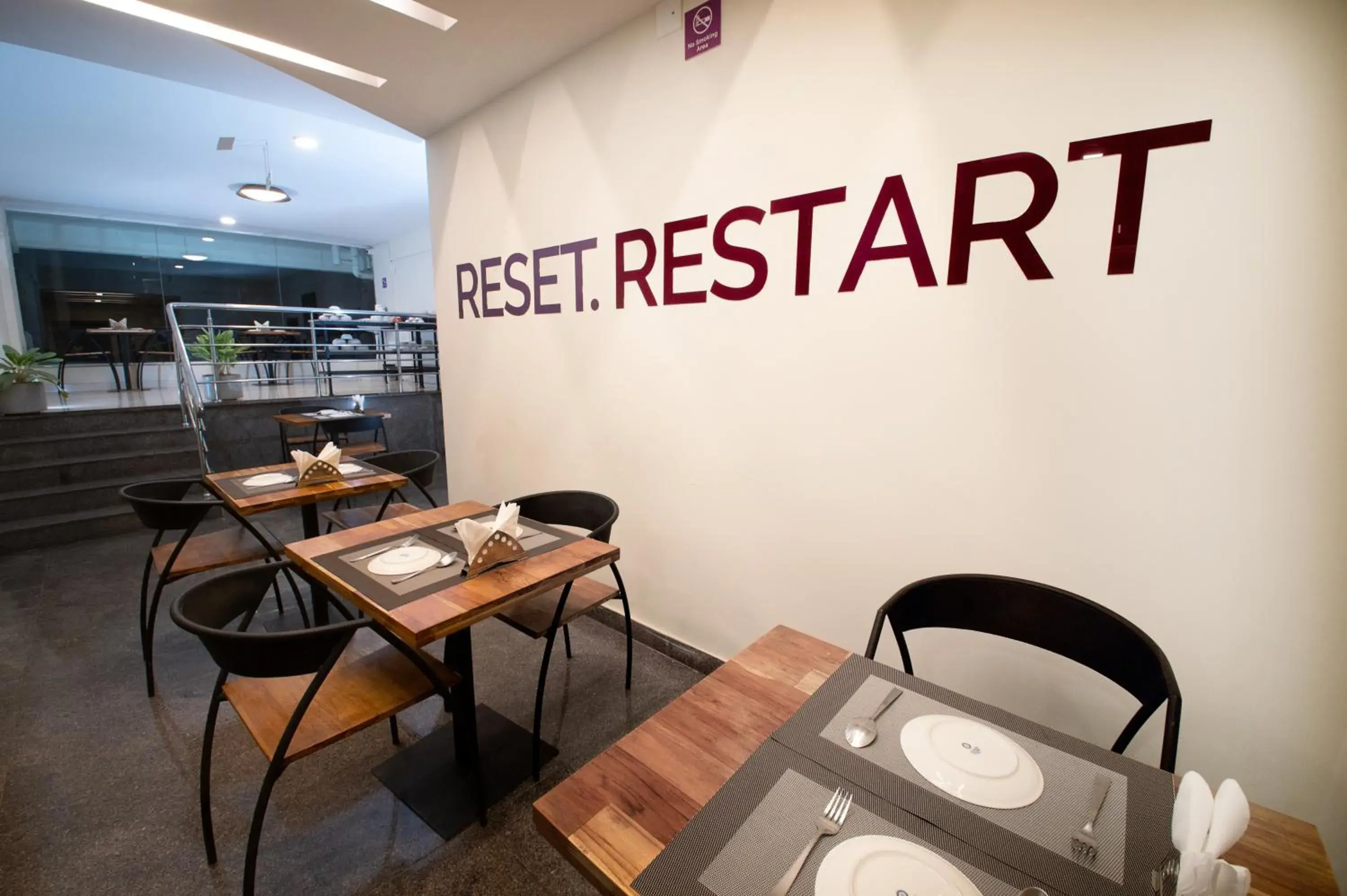 Restaurant/places to eat in Purple Cloud Urban Restaurant/places to eat in Purple Cloud Urban