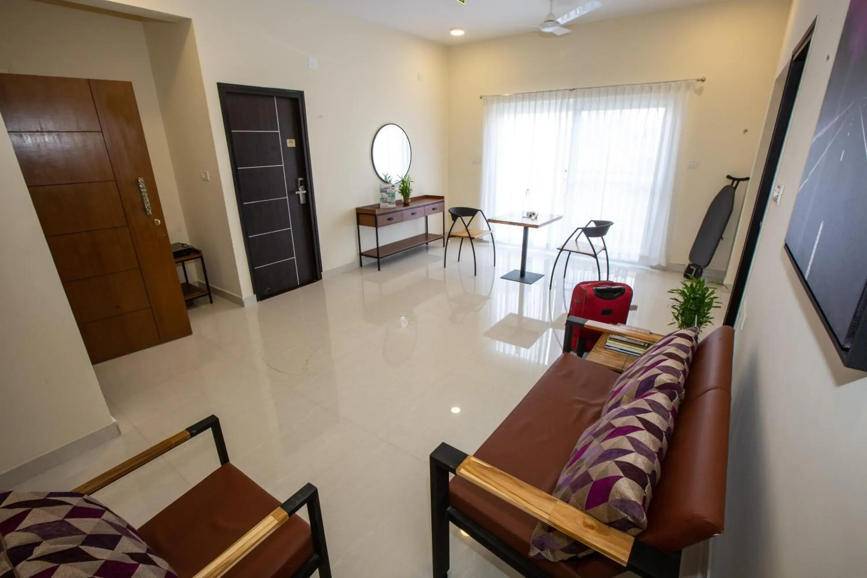 Living room in Purple Cloud Urban Living room in Purple Cloud Urban