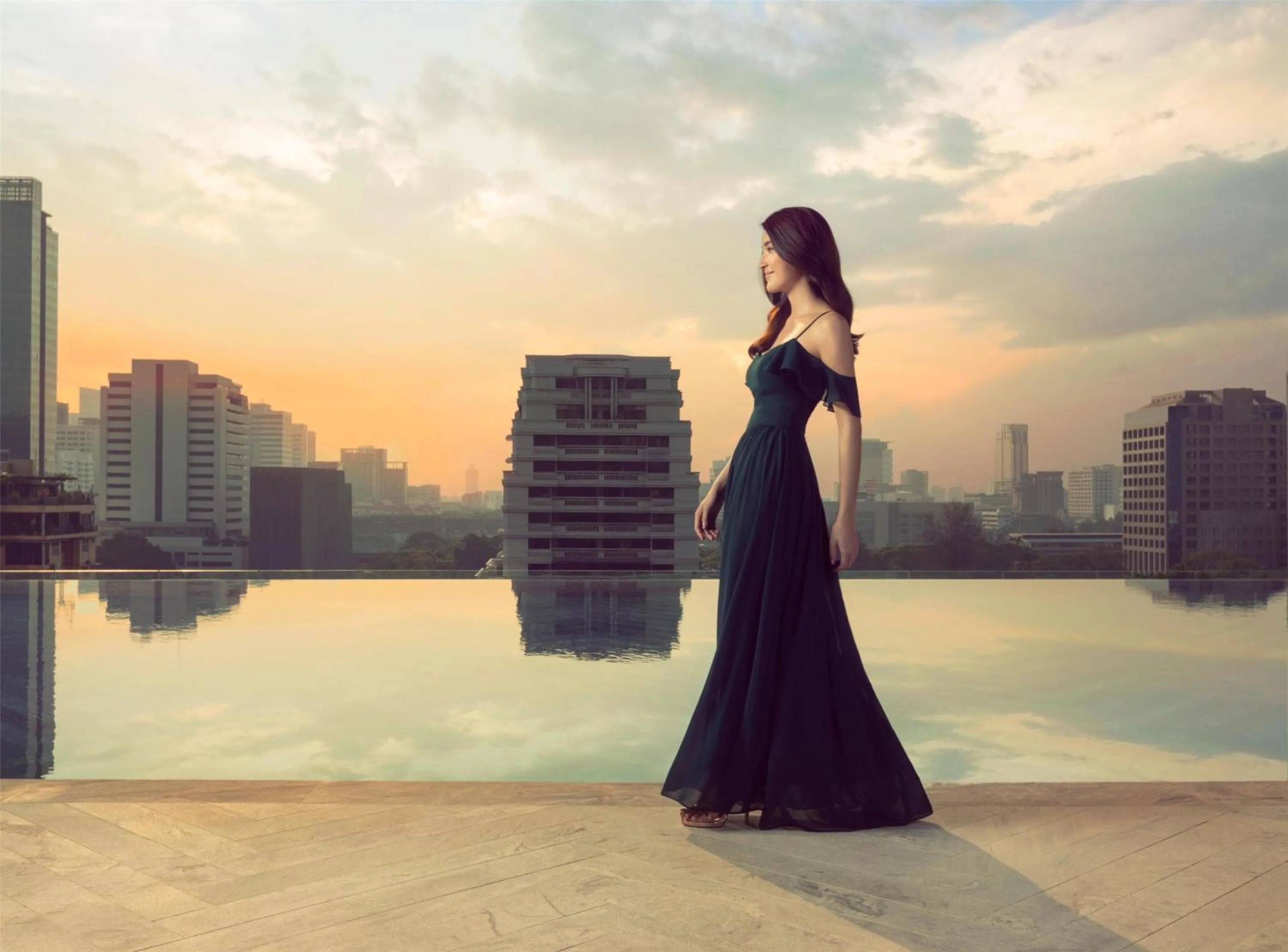 Pool view in Sindhorn Kempinski Hotel Bangkok