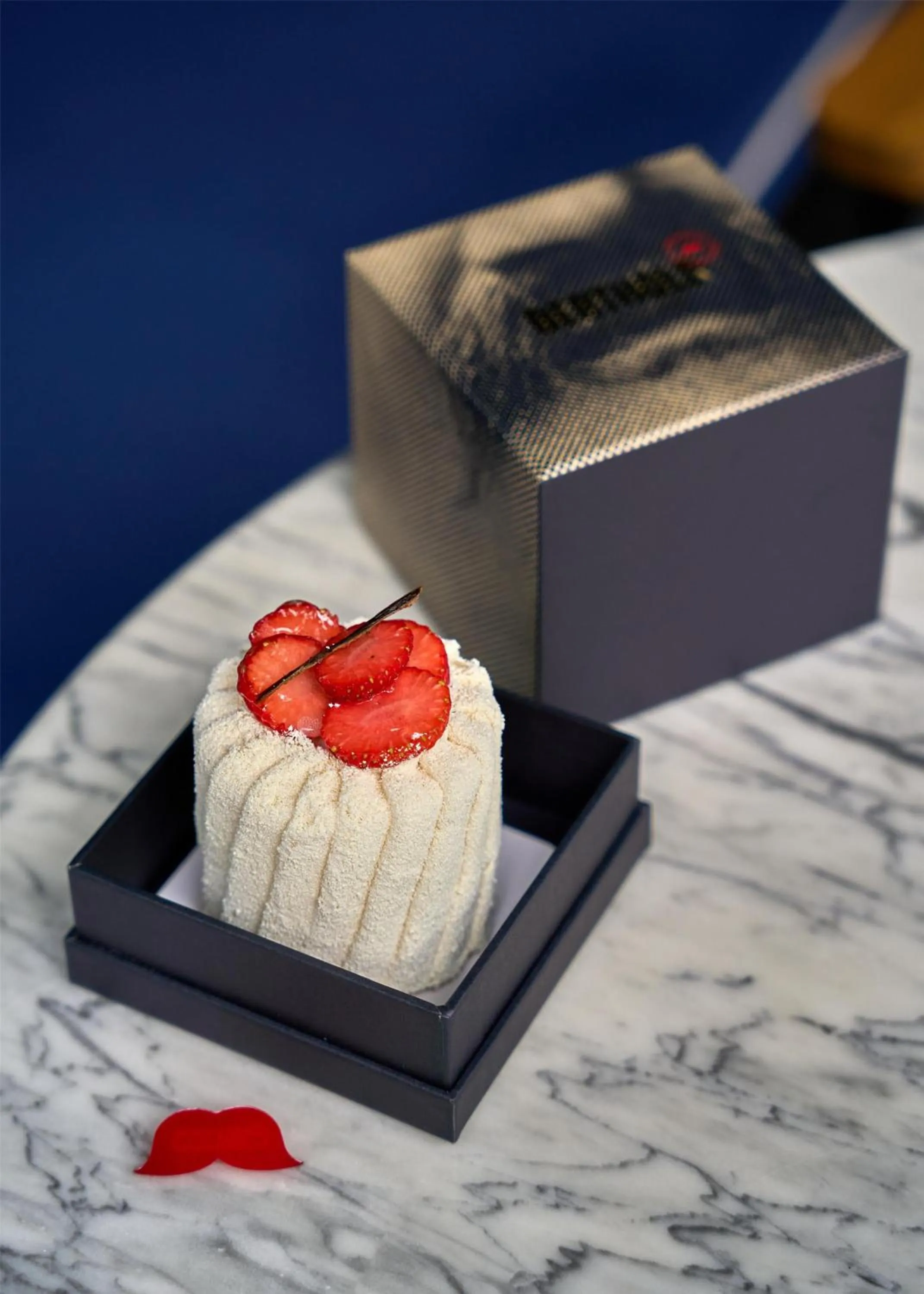 Restaurant/places to eat in Sindhorn Kempinski Hotel Bangkok