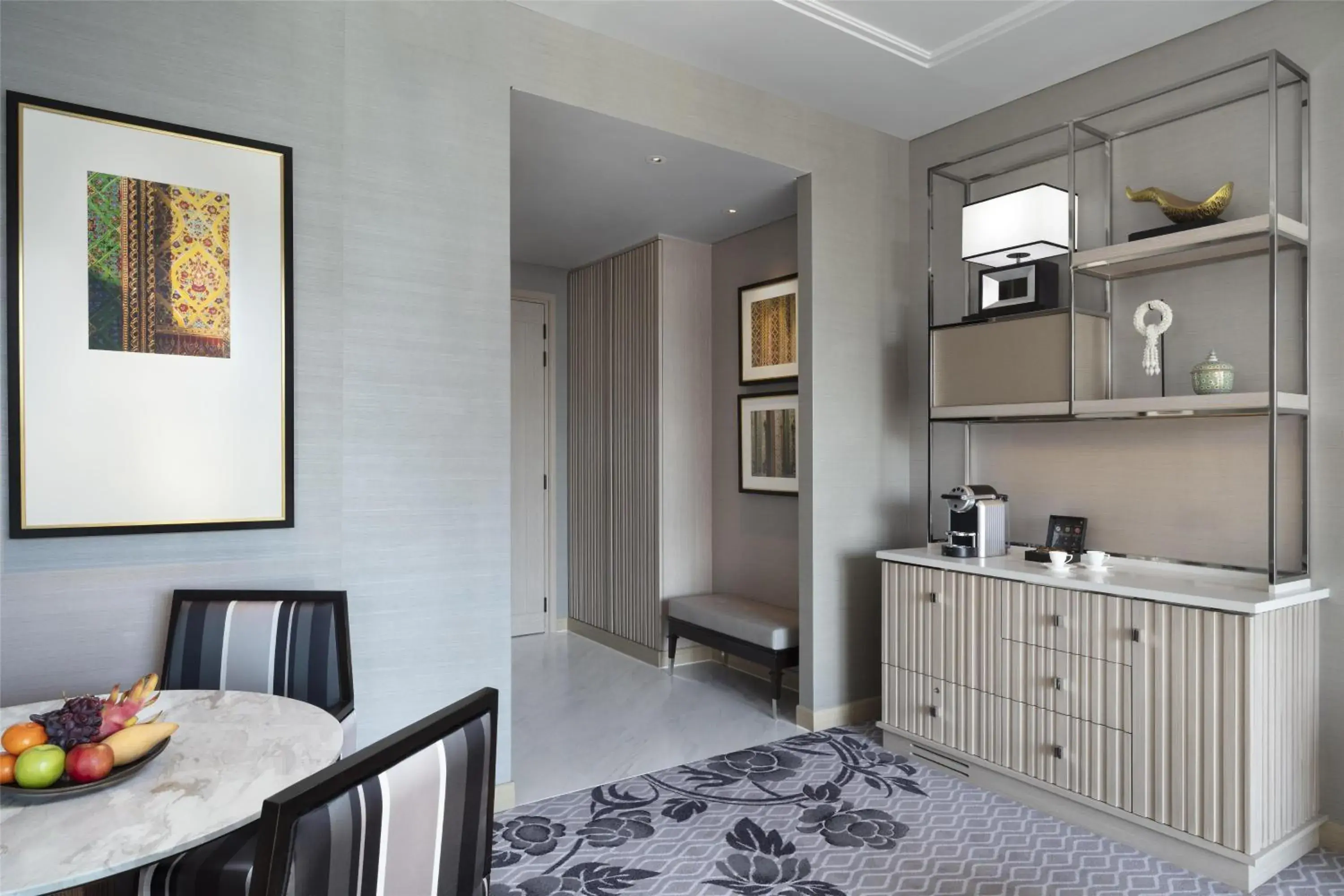 Grand Deluxe Twin Room in Sindhorn Kempinski Hotel Bangkok Grand Deluxe Twin Room in Sindhorn Kempinski Hotel Bangkok