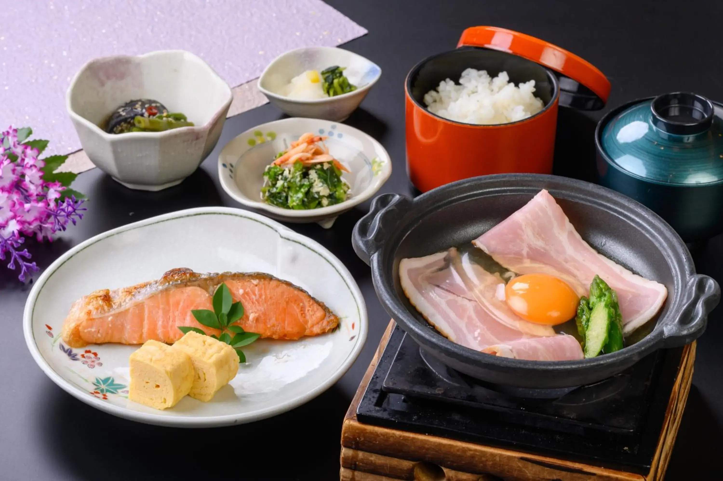 Breakfast in Kuwana Green Hotel Breakfast in Kuwana Green Hotel