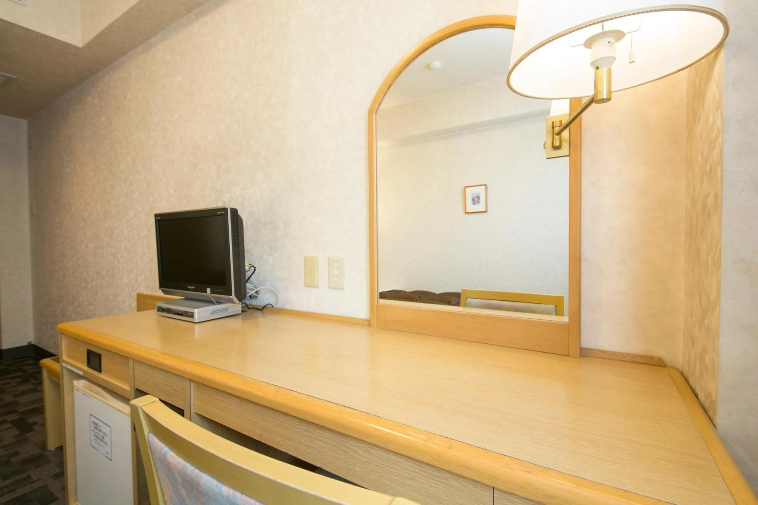 TV and multimedia in Kuwana Green Hotel