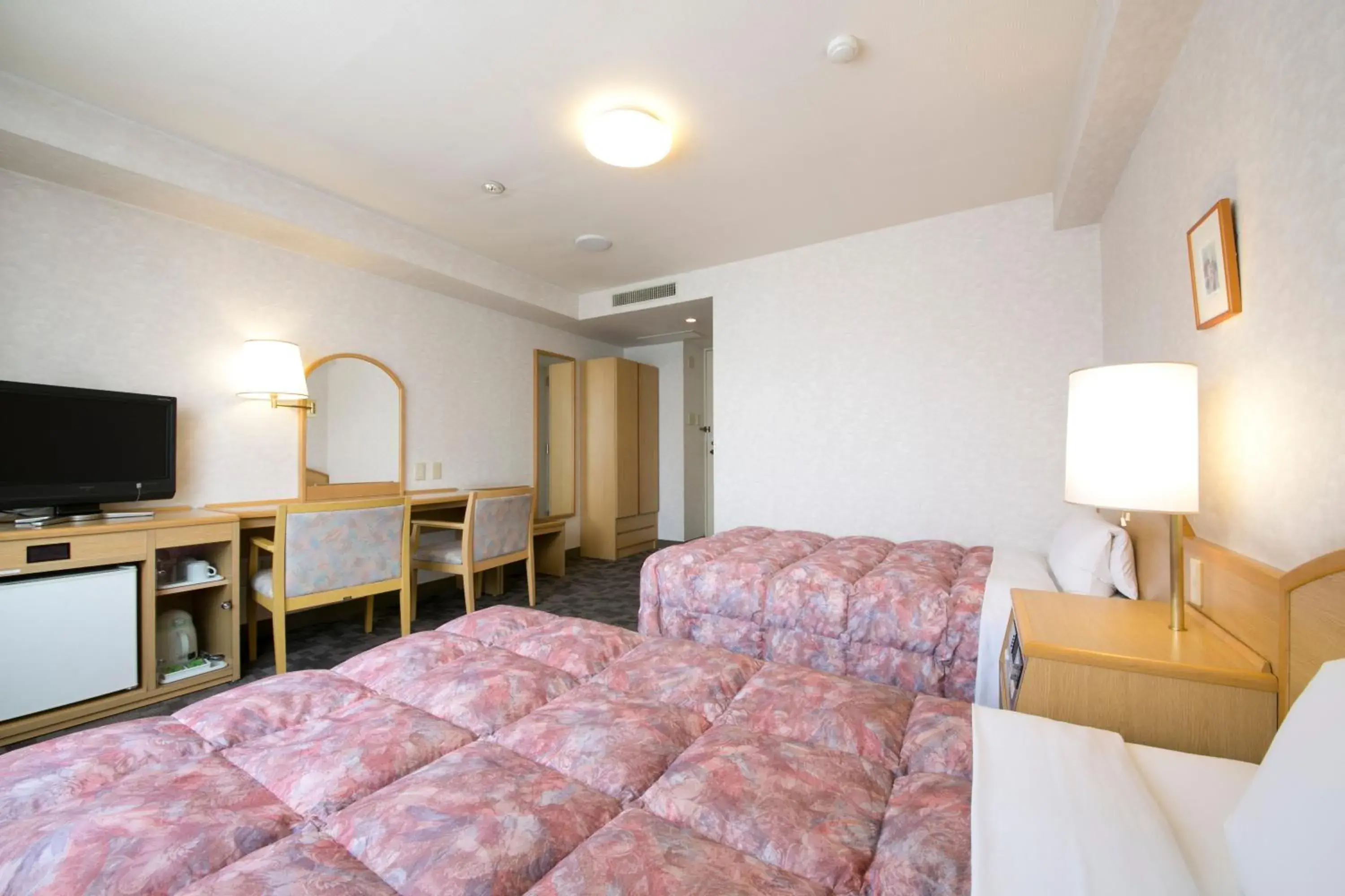 Bed in Kuwana Green Hotel Bed in Kuwana Green Hotel