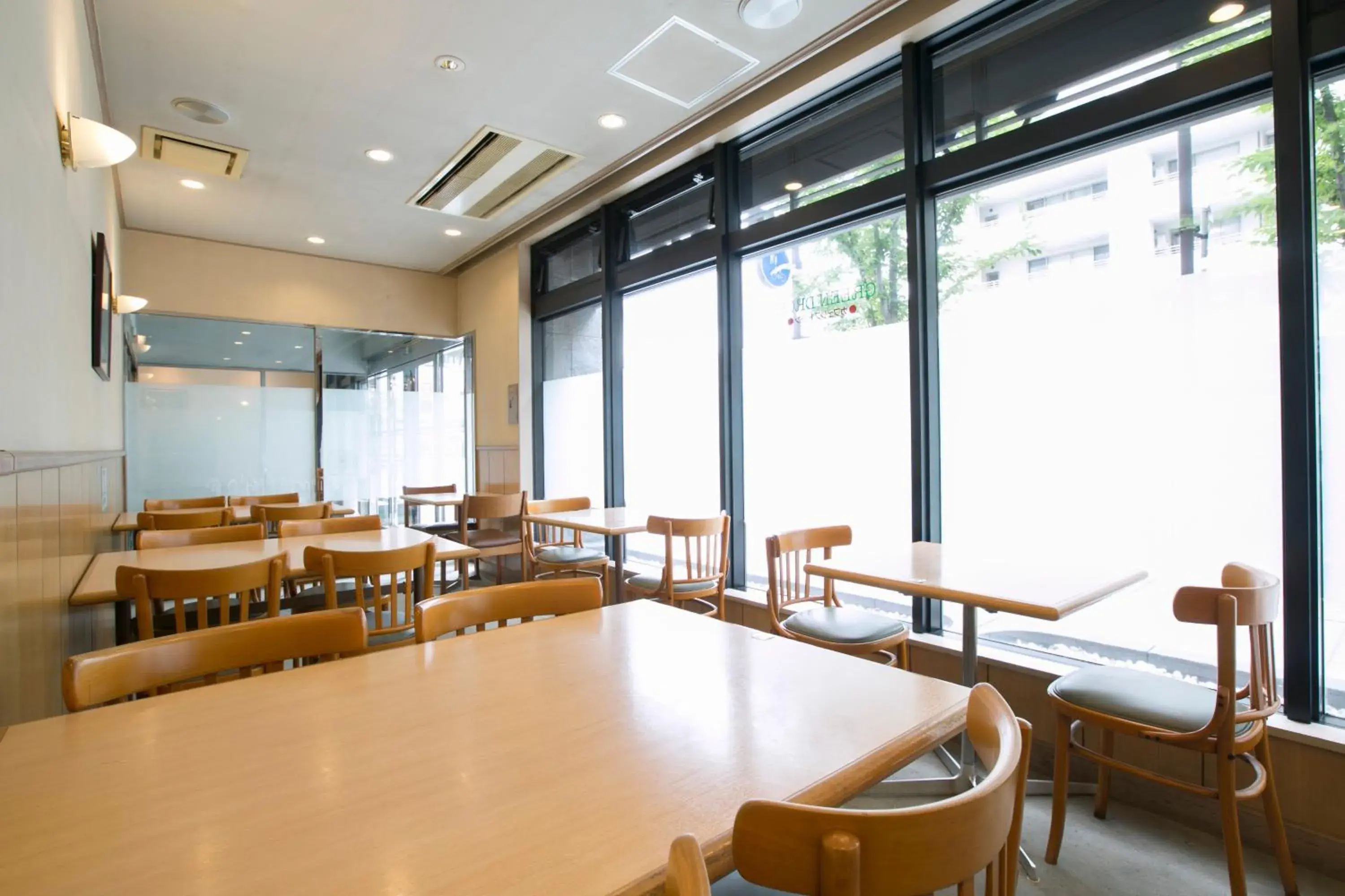 Food and drinks in Kuwana Green Hotel Food and drinks in Kuwana Green Hotel