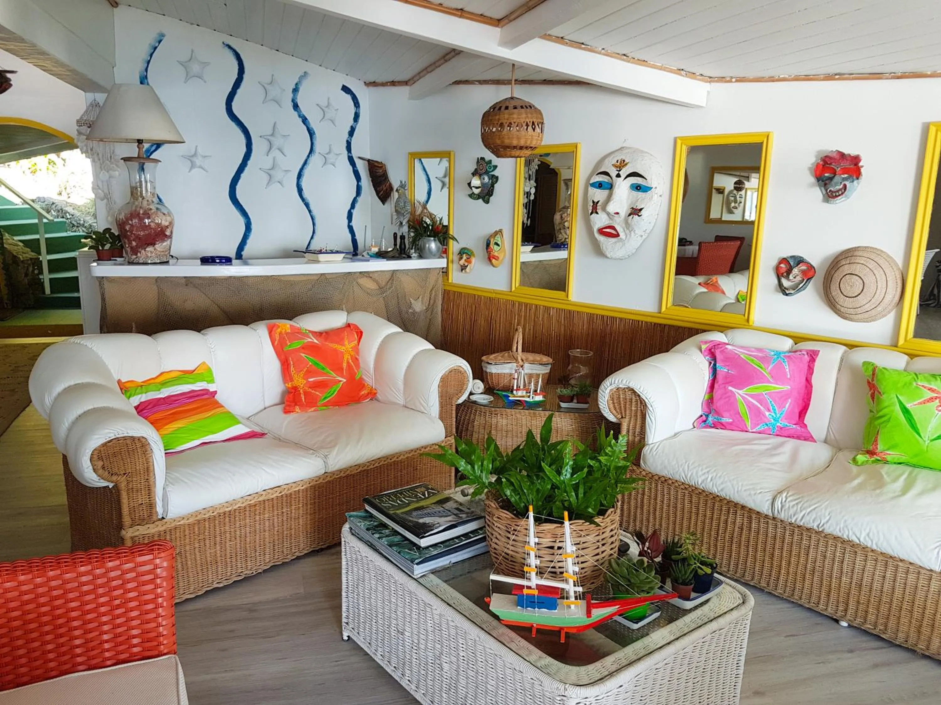 Communal lounge/ TV room in Pousada Mestre Augusto