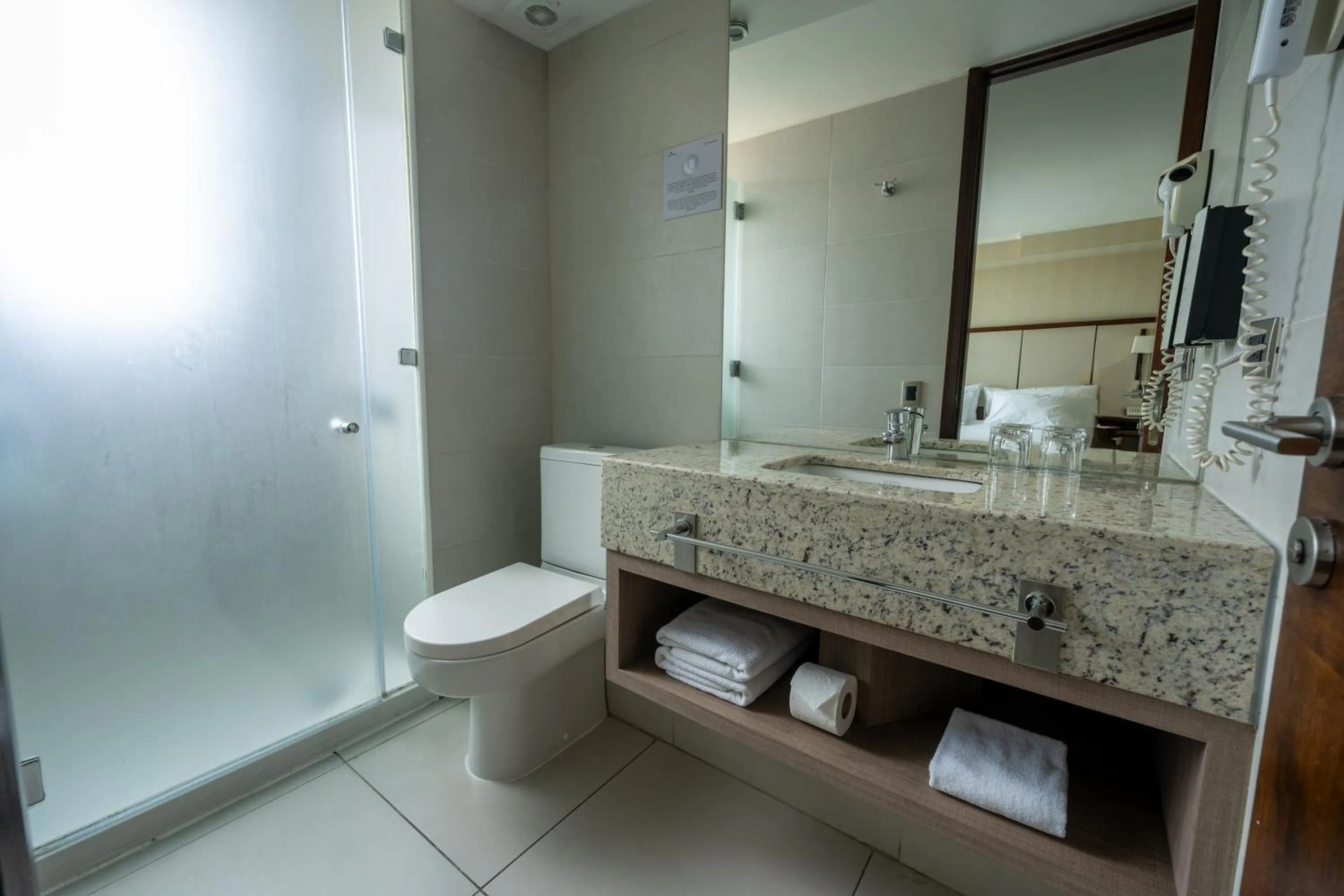 Bathroom in abba Presidente Suites Santiago
