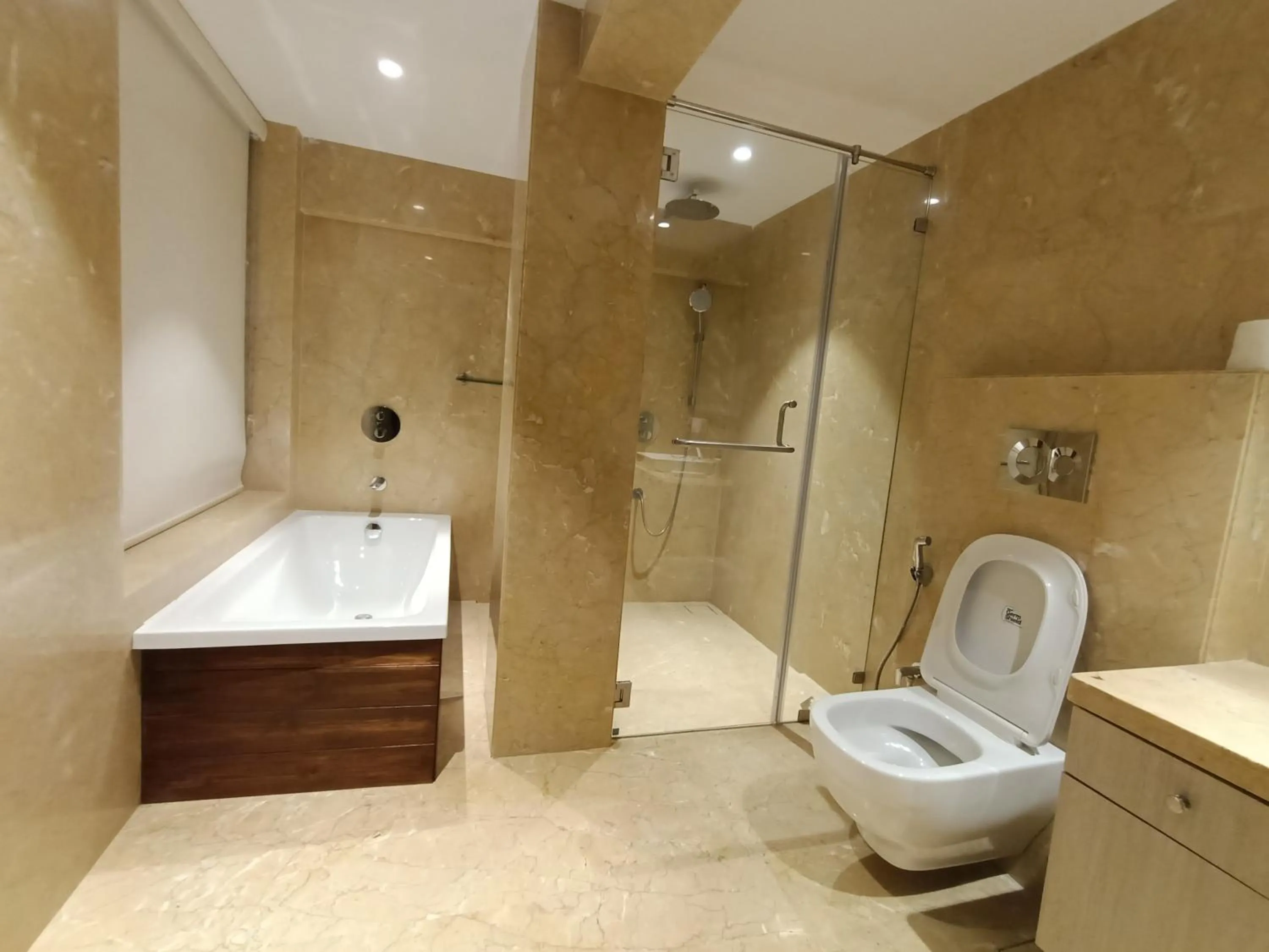 Shower in Hotel Highway Inn Andheri East