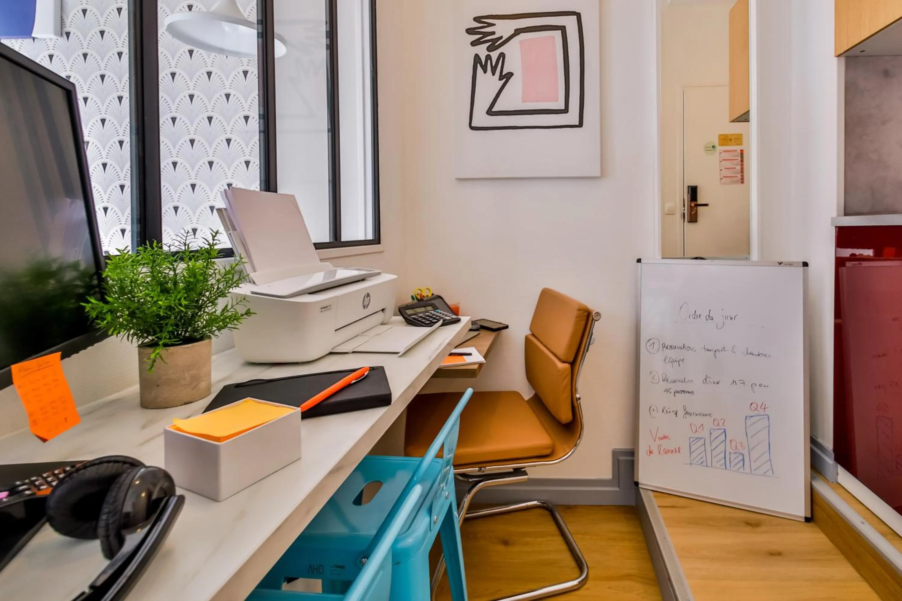 Seating area in WS Haussmann - La Fayette
