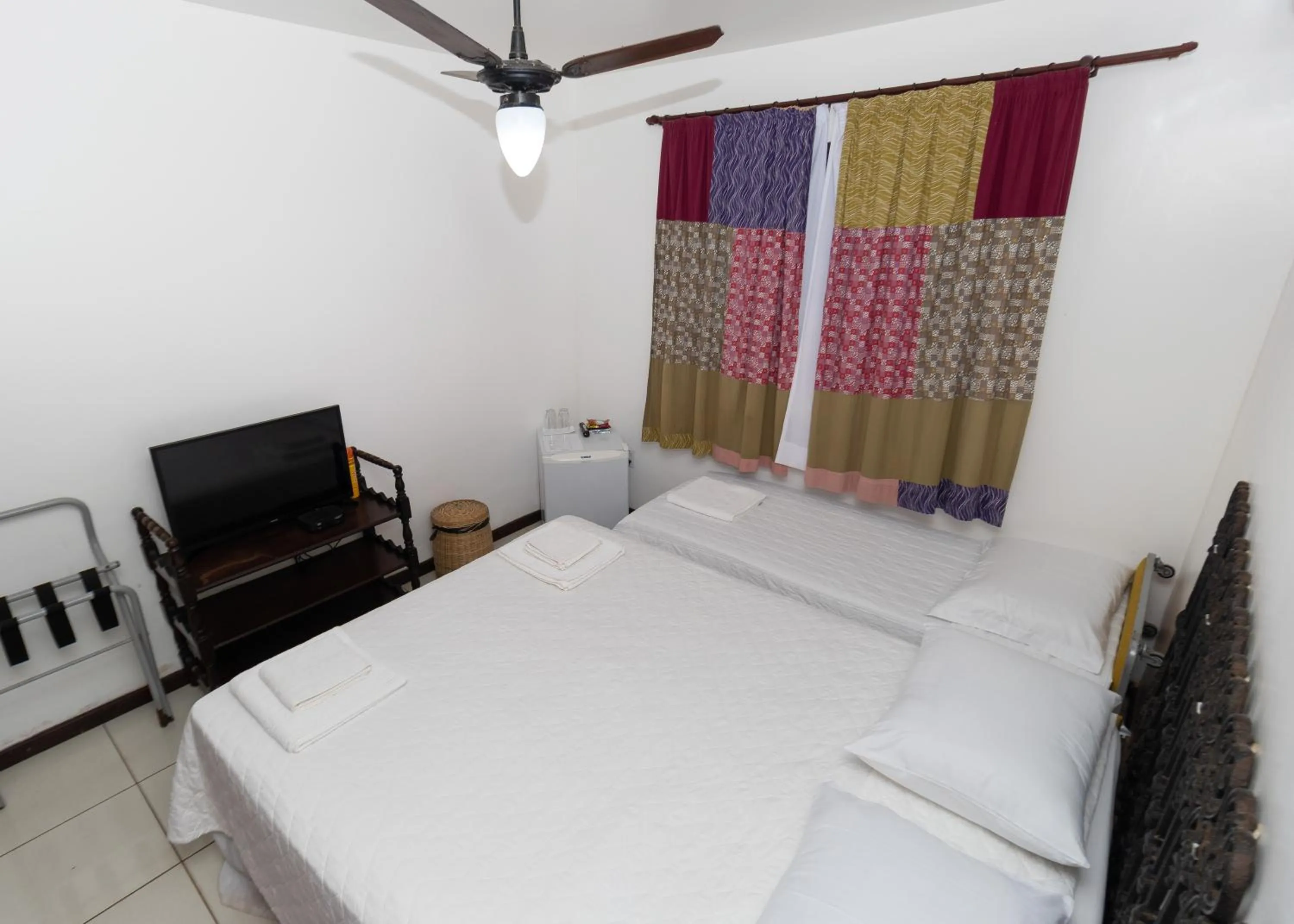 Property building, Bed in Pousada Ipitanga IV