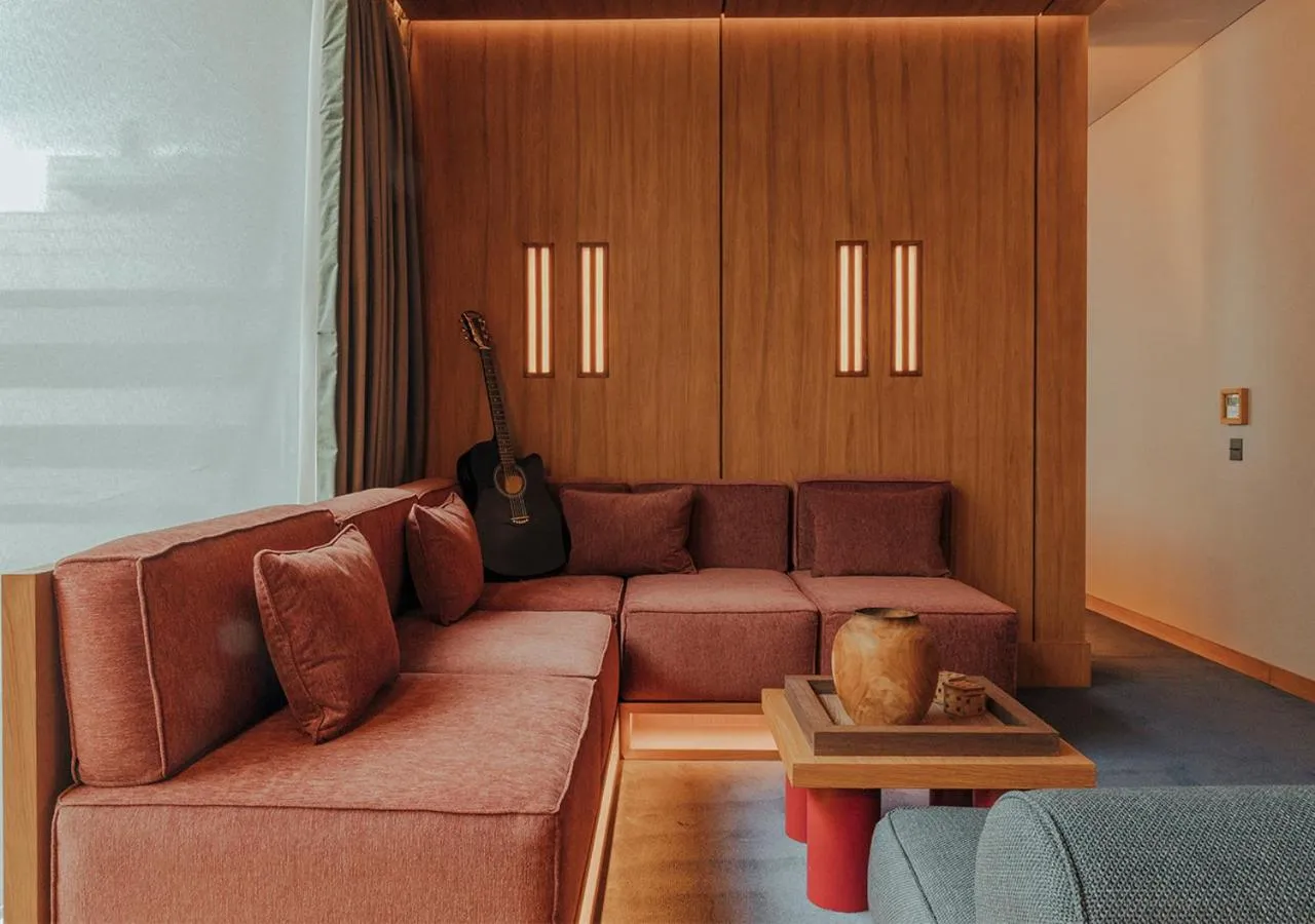 Seating area in The Click Clack Hotel Bogotá