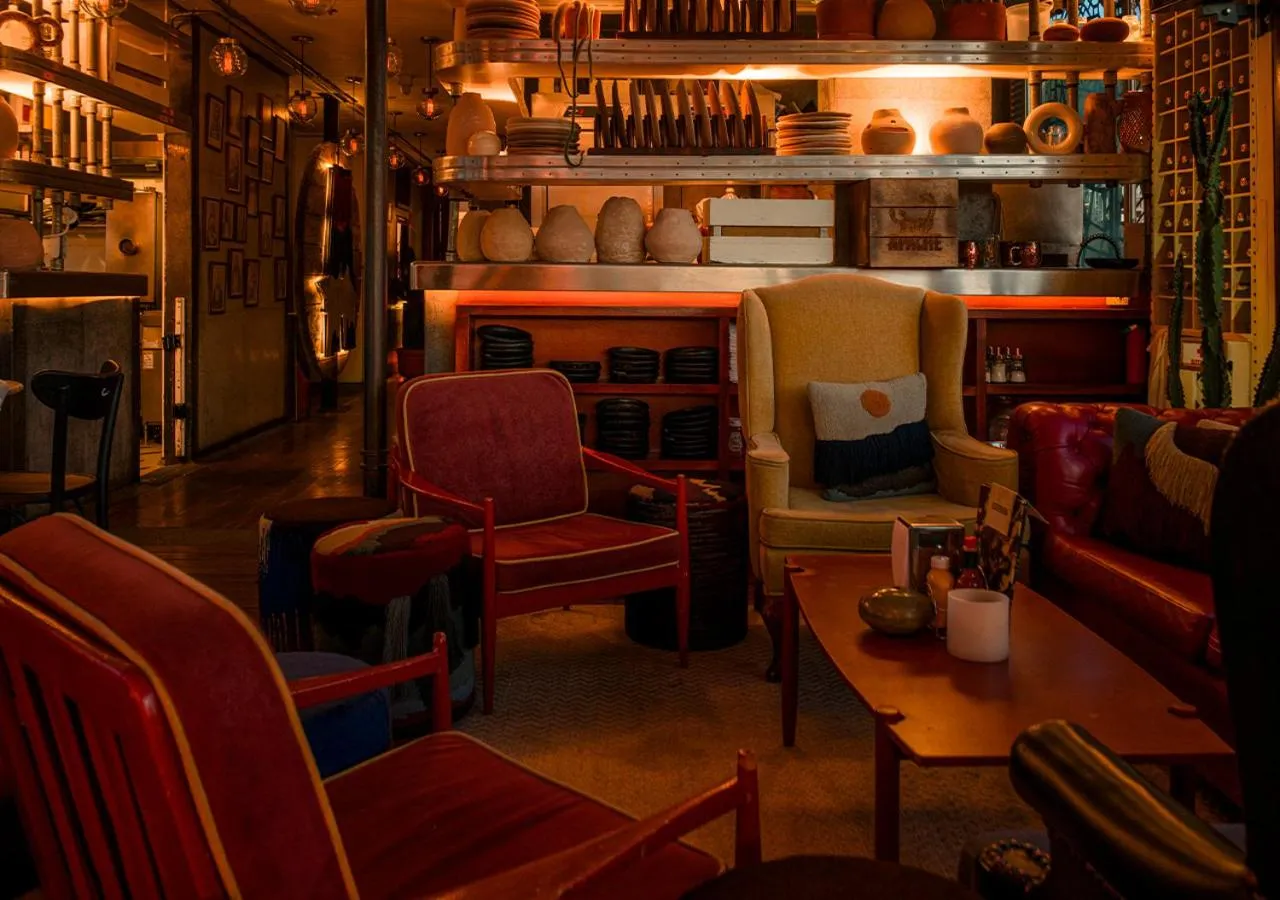 Lounge or bar in The Click Clack Hotel Bogotá