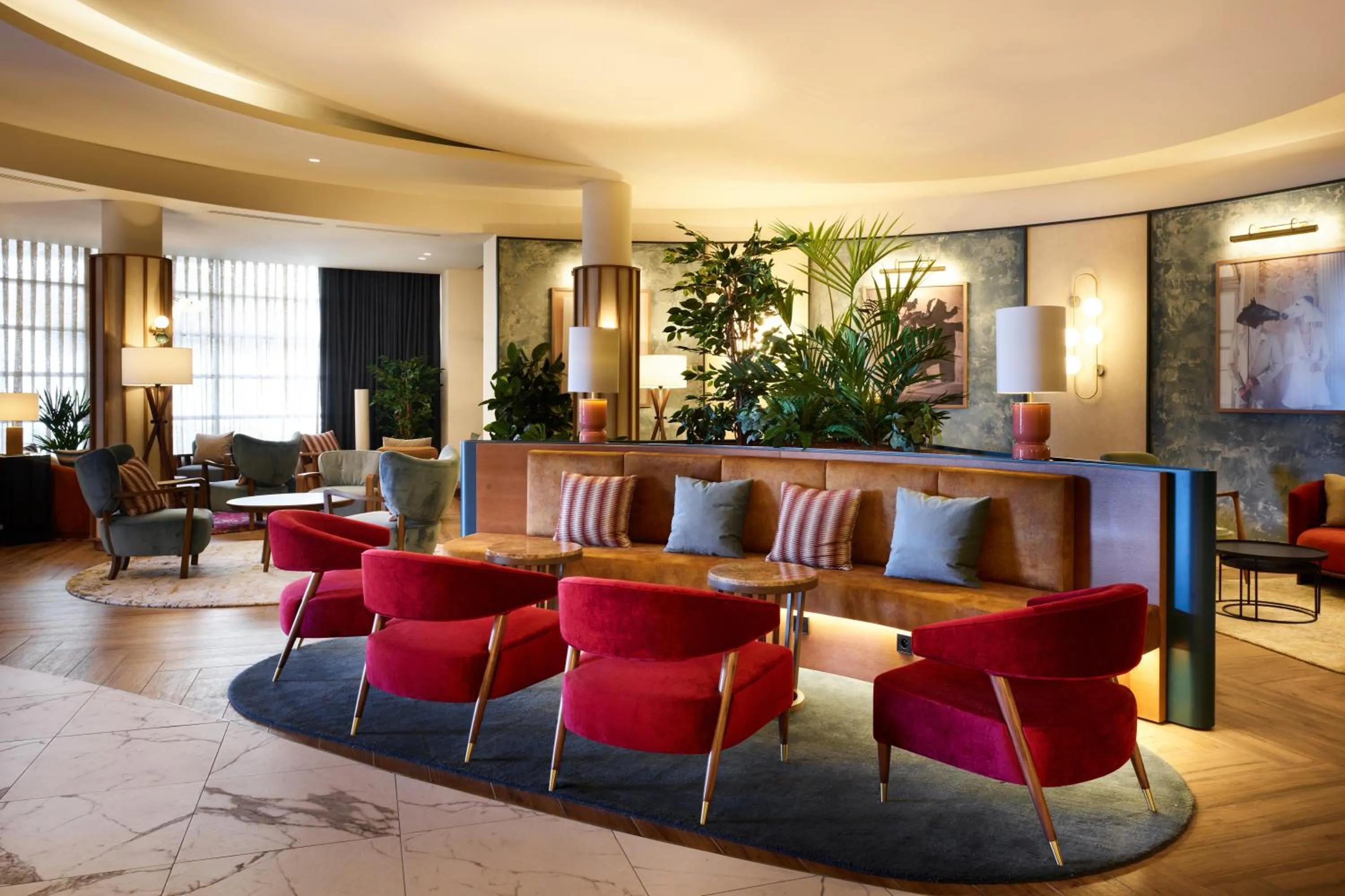 Lobby or reception in Radisson Blu Hotel Marseille Vieux Port