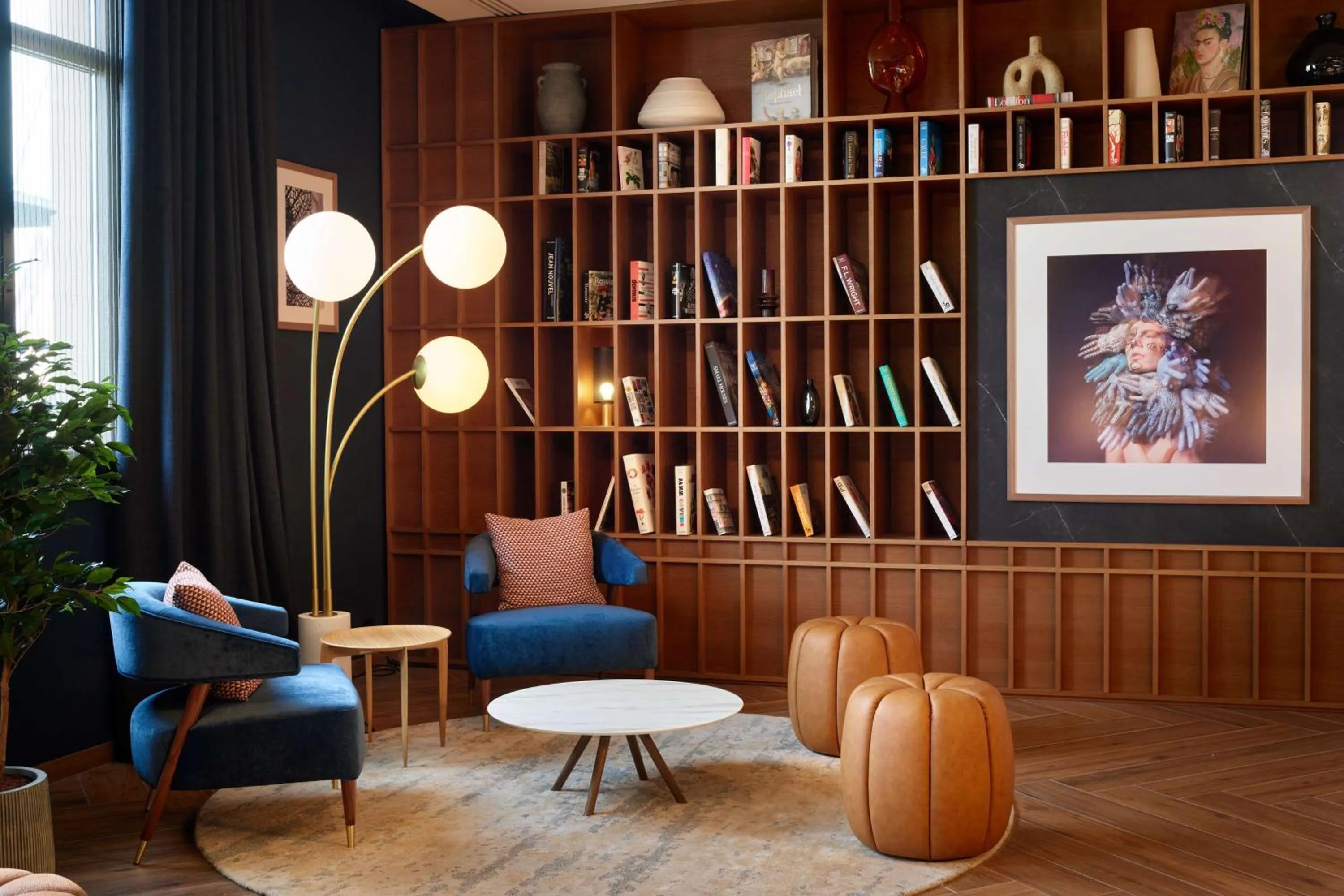 Lobby or reception in Radisson Blu Hotel Marseille Vieux Port