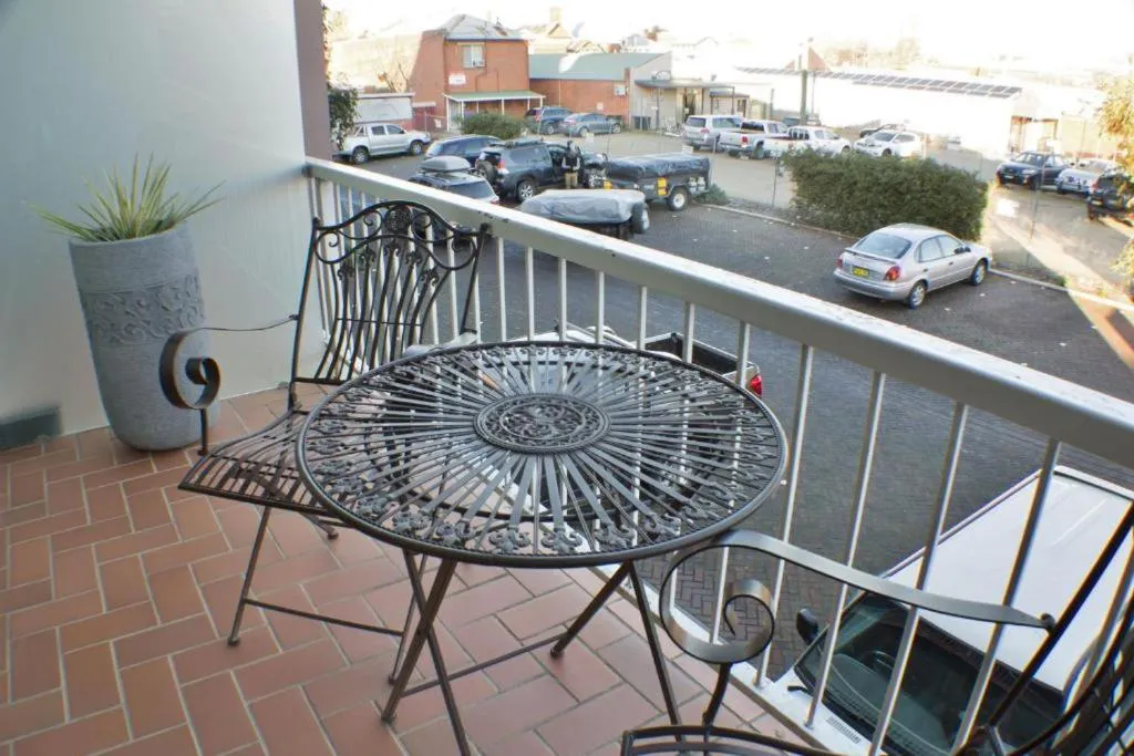 Patio in Pavilion Hotel Wagga Wagga