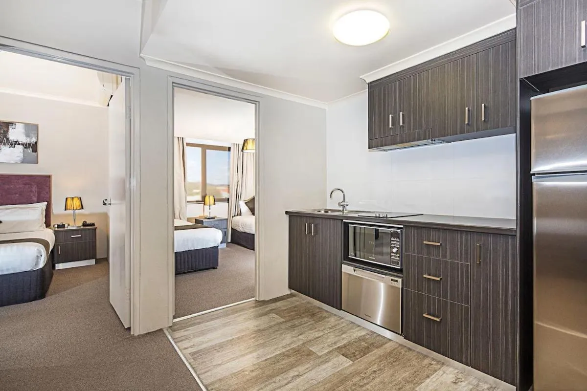 Bed in Pavilion Hotel Wagga Wagga