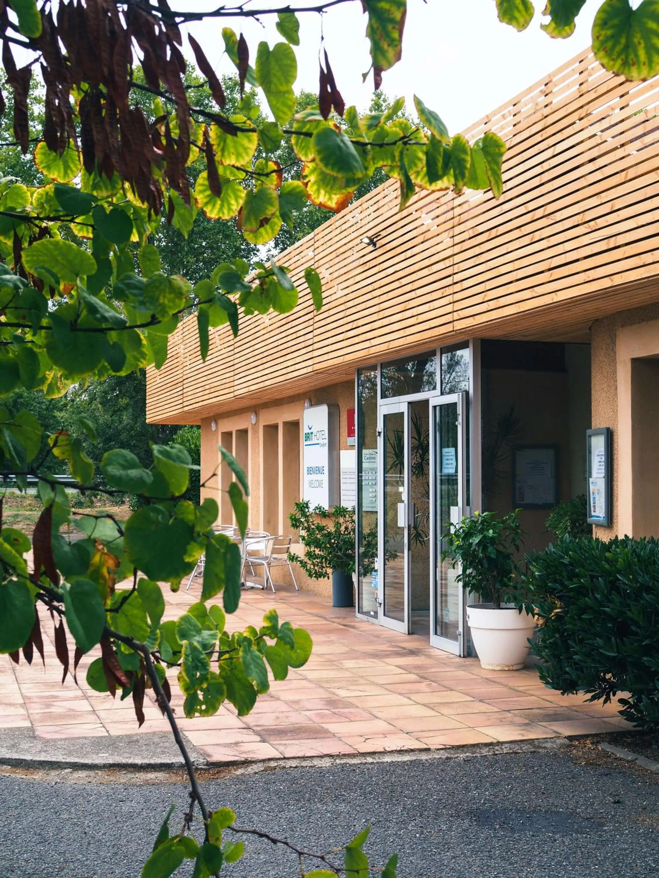 Property building in Brit Hotel Confort Castres