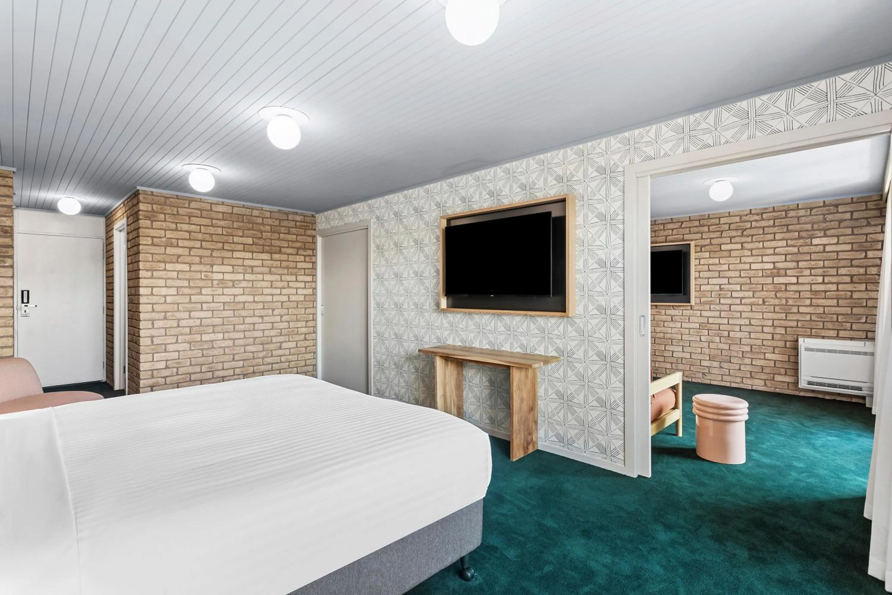 Bed in Motel Flinders