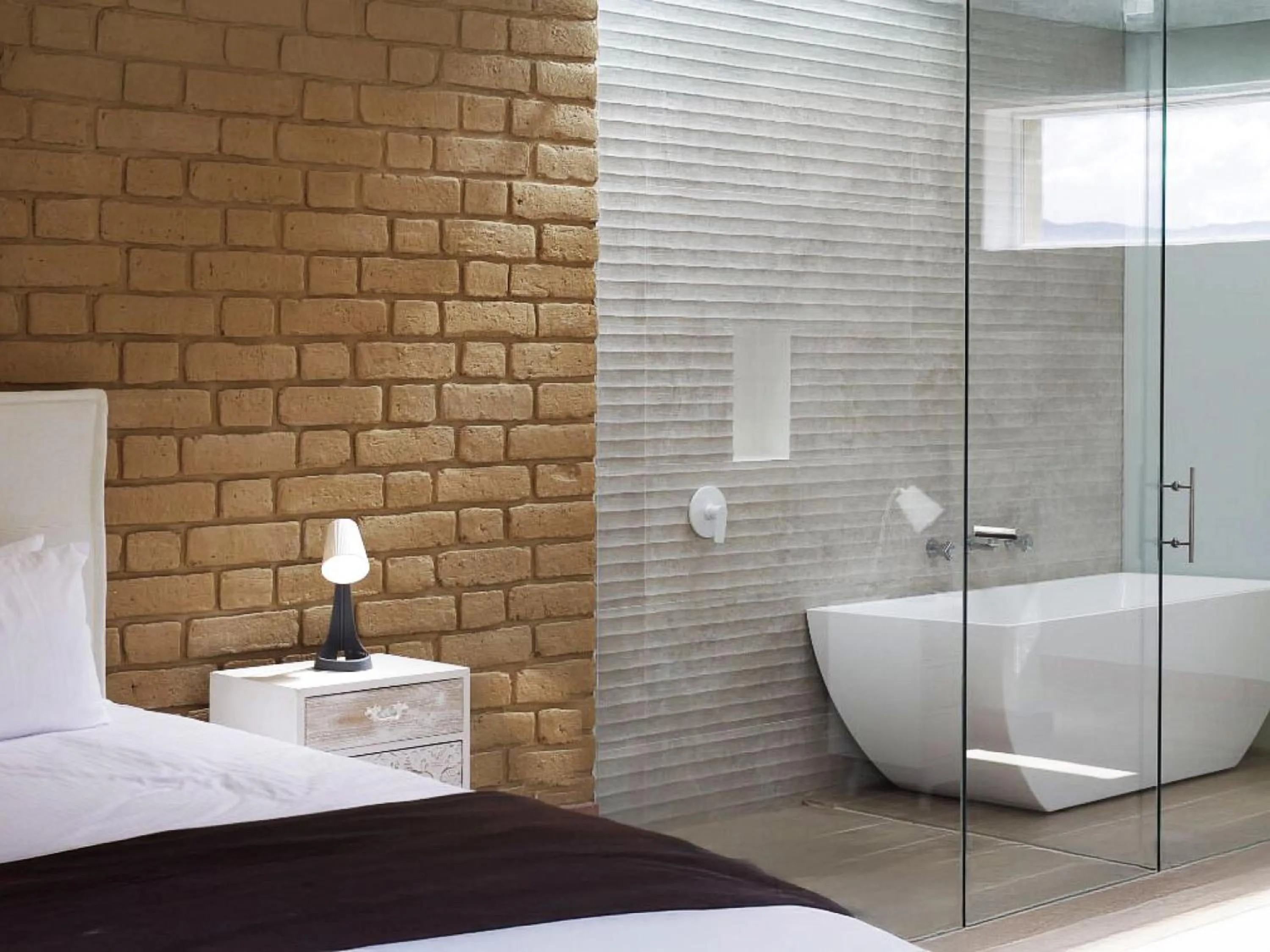 Bathroom, Bed in Hotel Alma