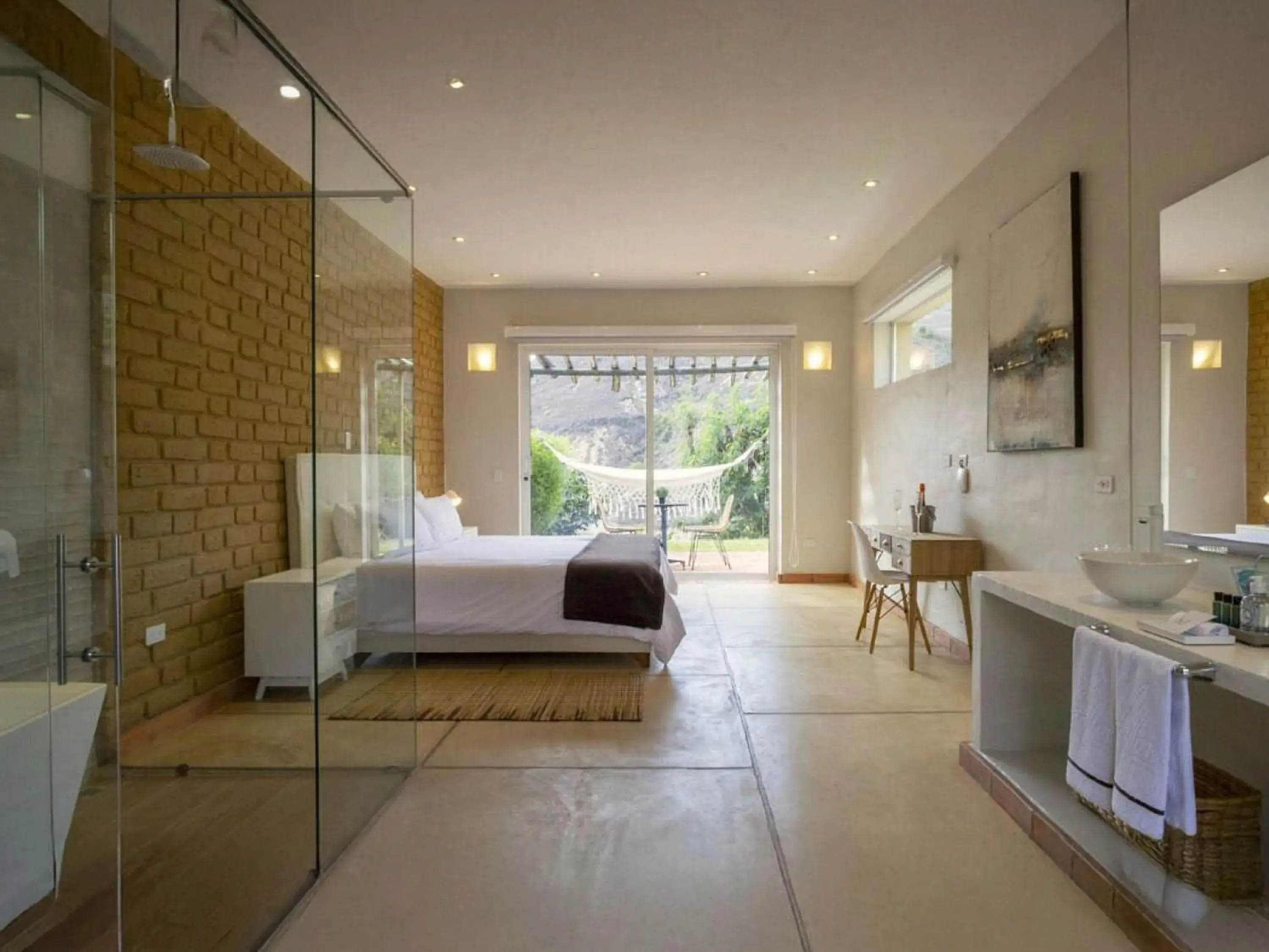 Suite with Garden View in Hotel Alma Suite with Garden View in Hotel Alma