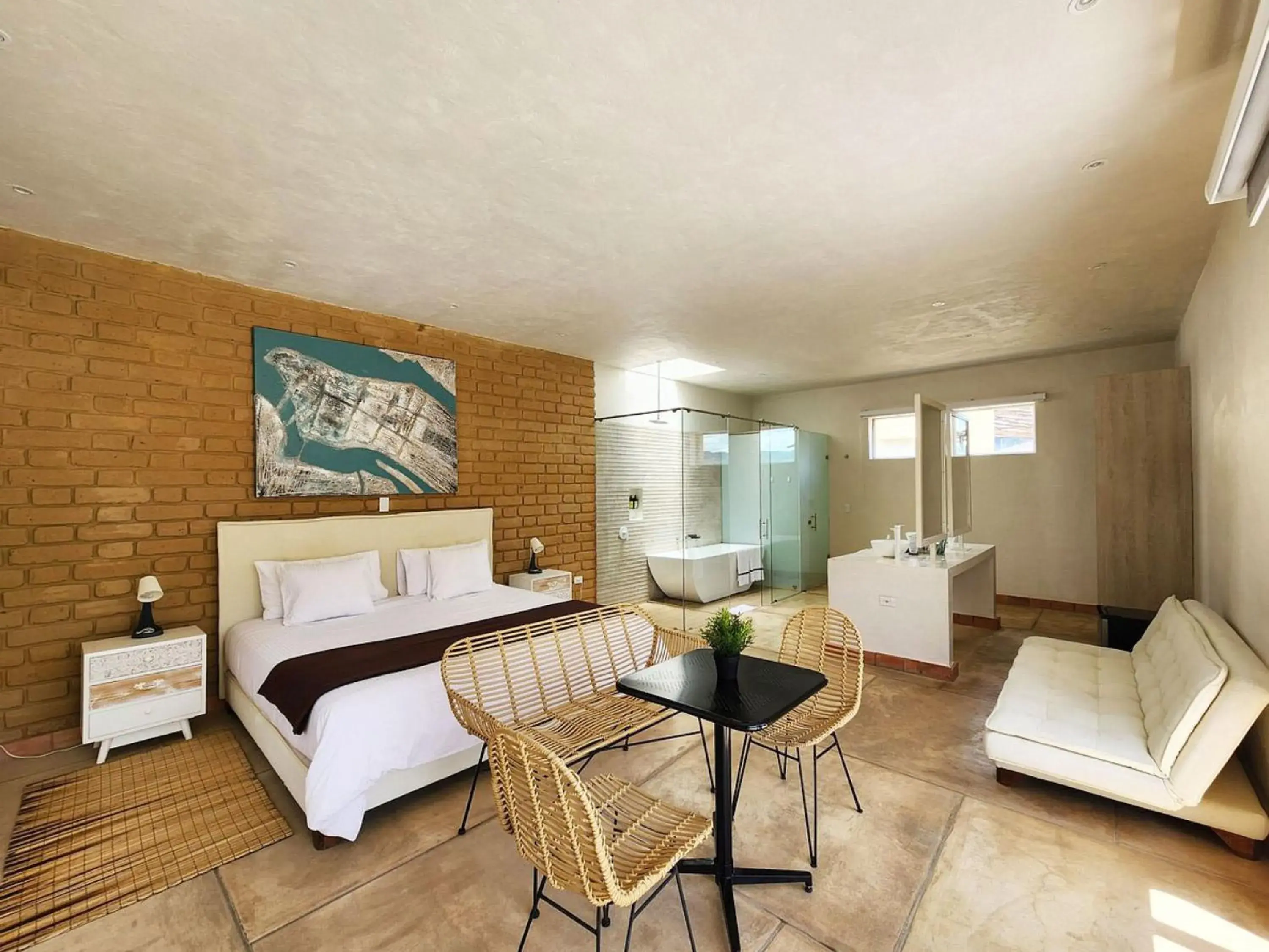 Suite with Balcony in Hotel Alma Suite with Balcony in Hotel Alma