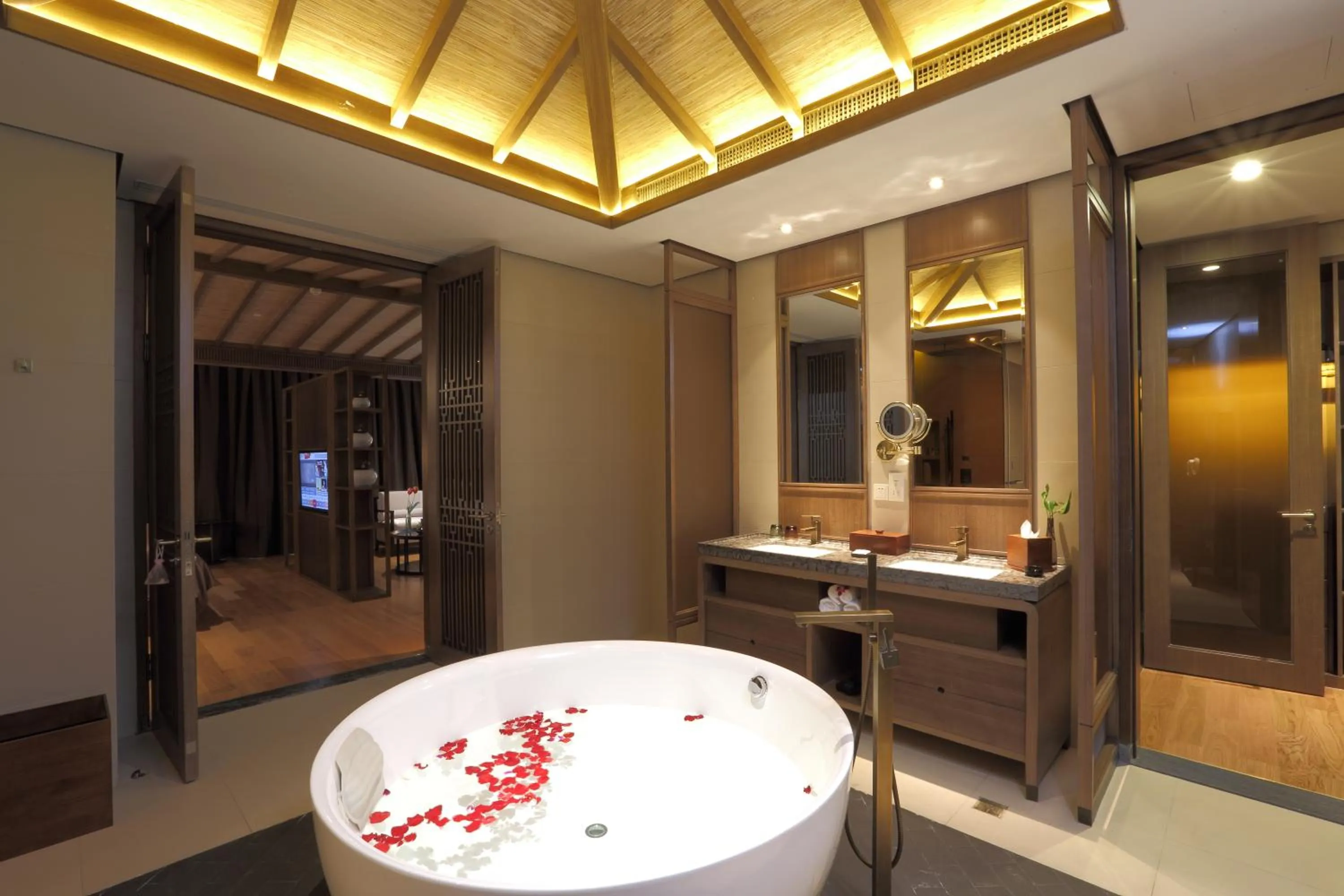 Bathroom in S&N Zhejiang LinHai International Hotel
