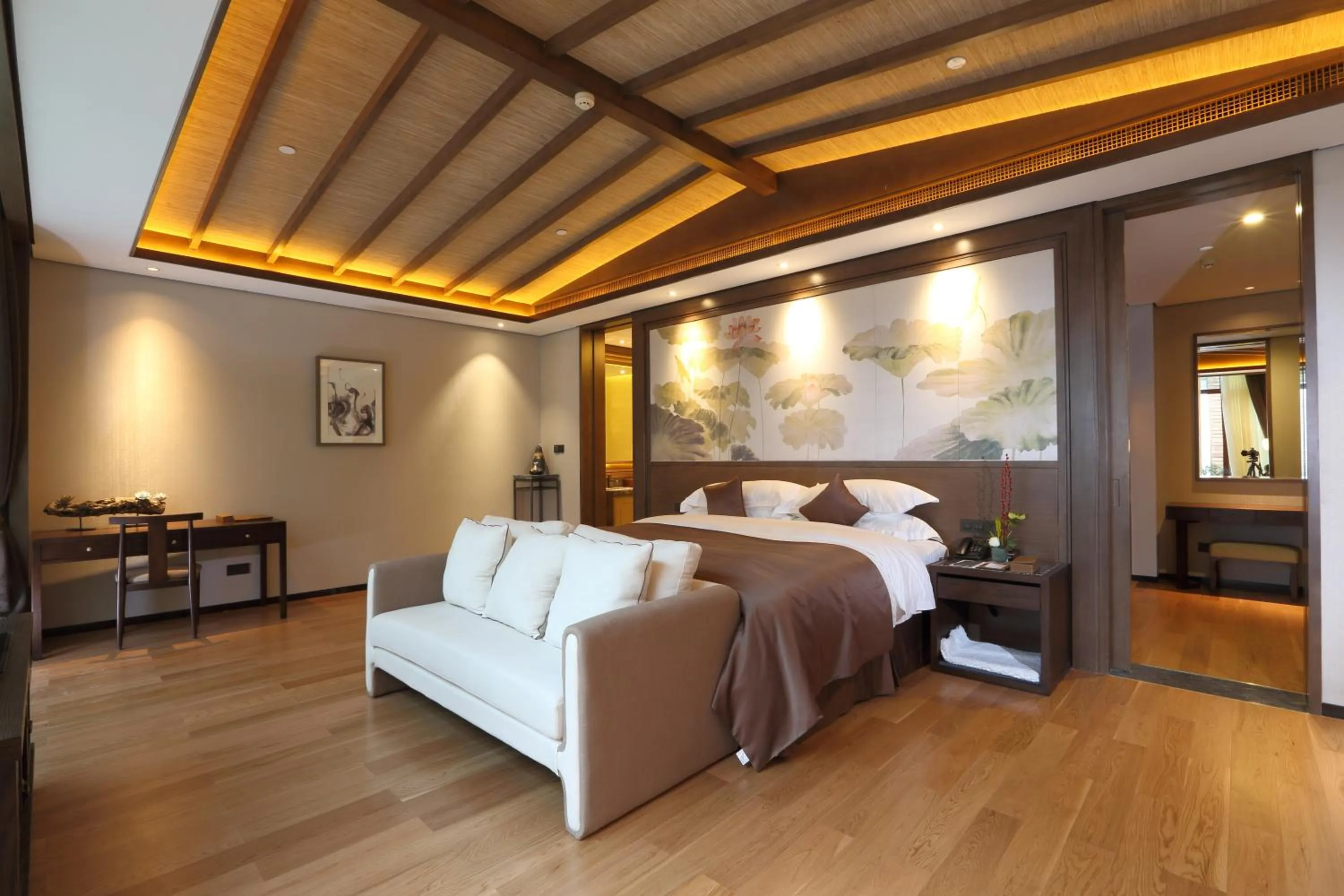 Photo of the whole room in S&N Zhejiang LinHai International Hotel