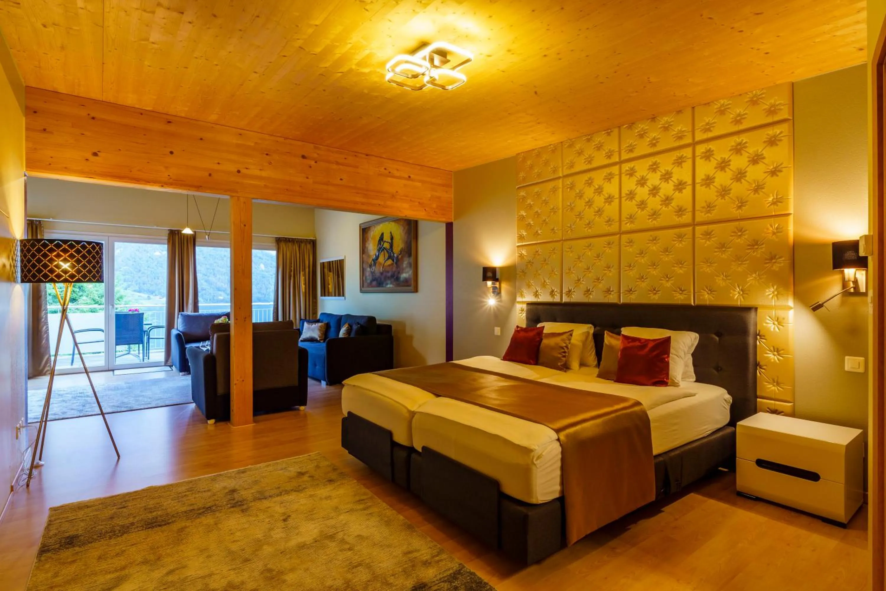 TV and multimedia, Bed in Seeblick SMART Hotel Rössli