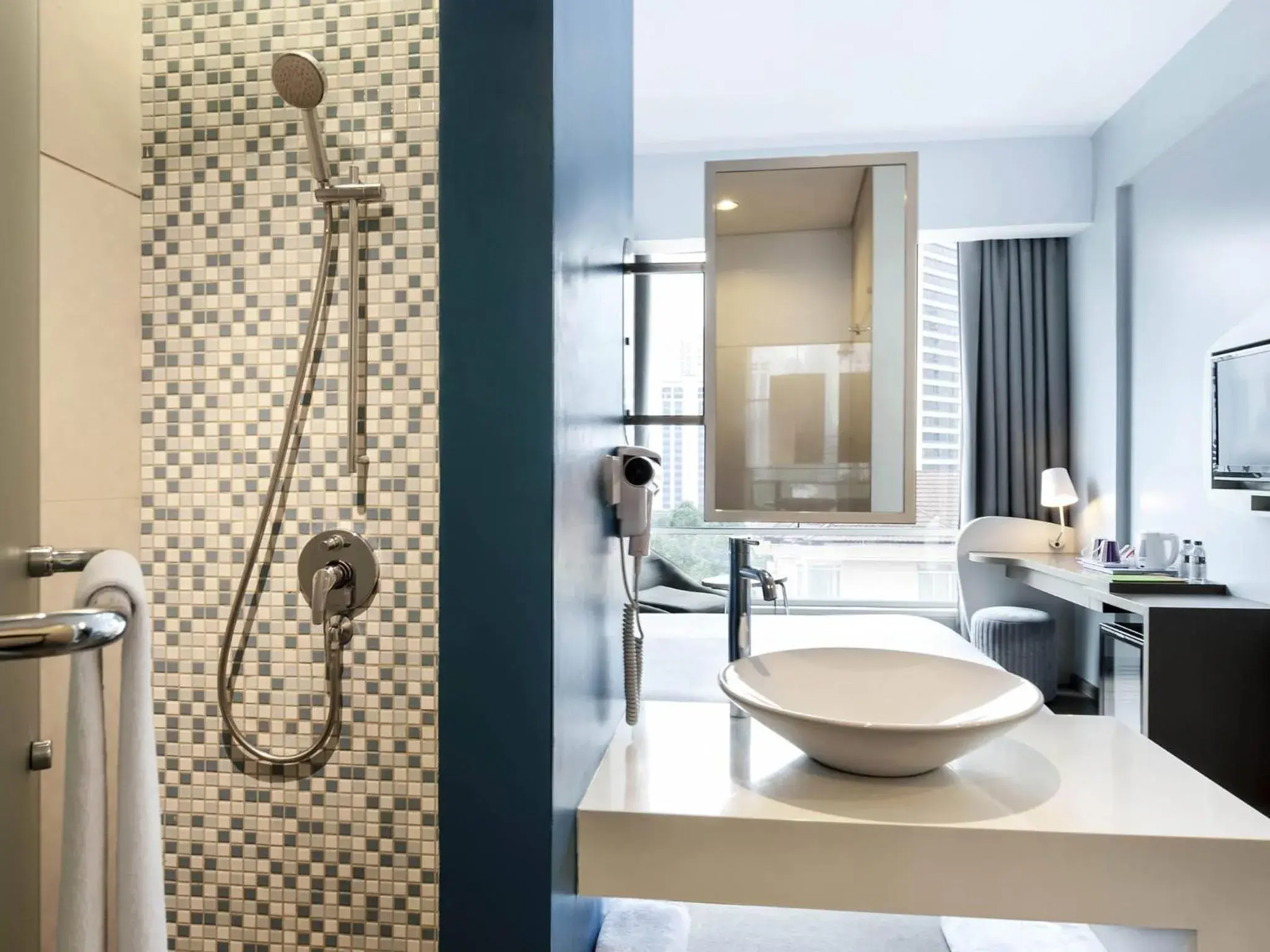 Bedroom in All Seasons Jakarta Thamrin Bedroom in All Seasons Jakarta Thamrin